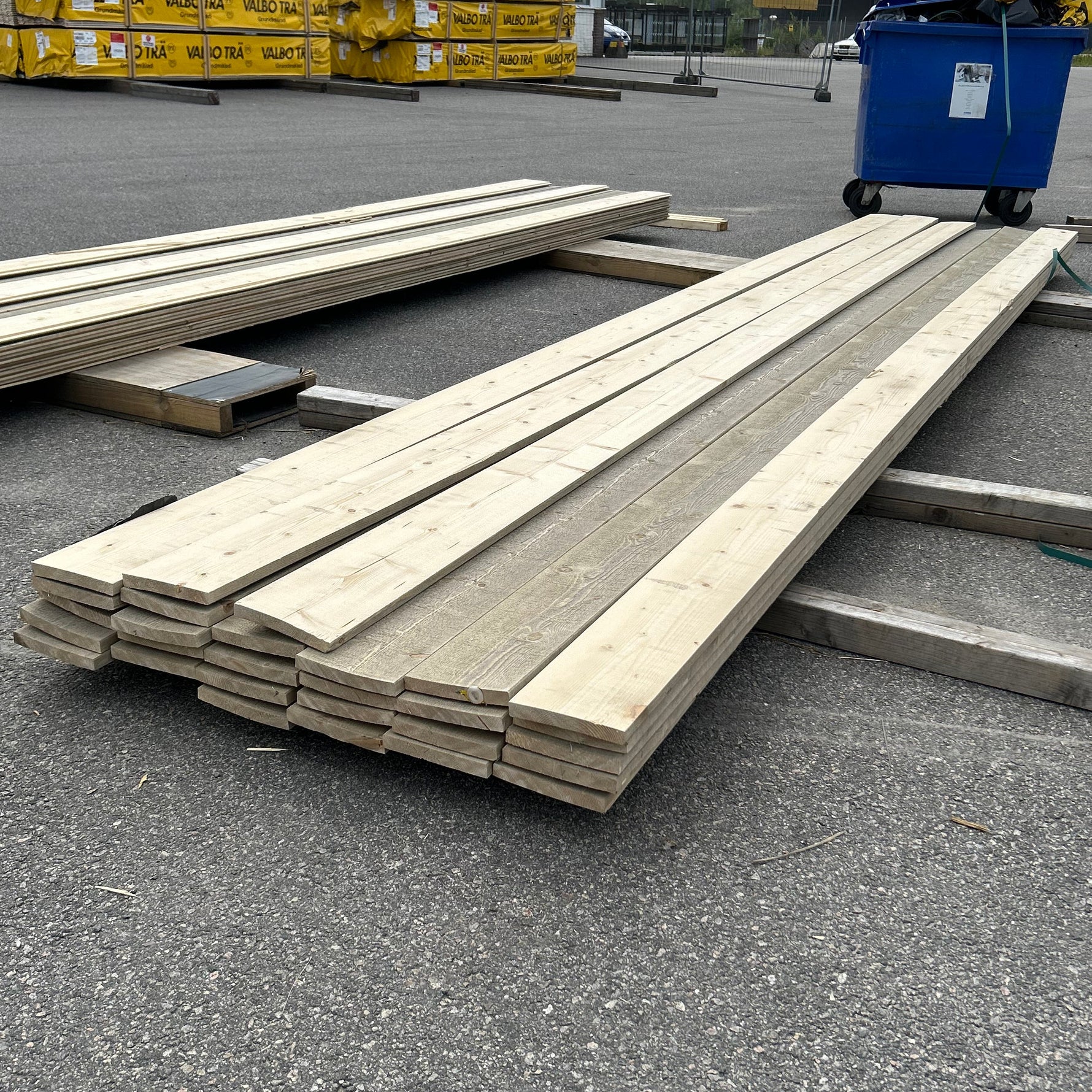 Paket Finsågade Brädor 22x170mm 5,40m 28st Lasyr