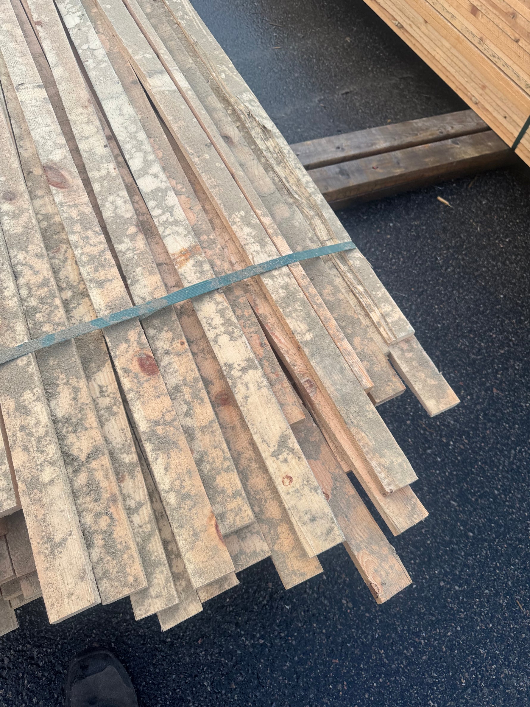 Paket Läkt 19x52 – ca 320 st (4,2–4,5 m, ohyvlade) - Spirec
