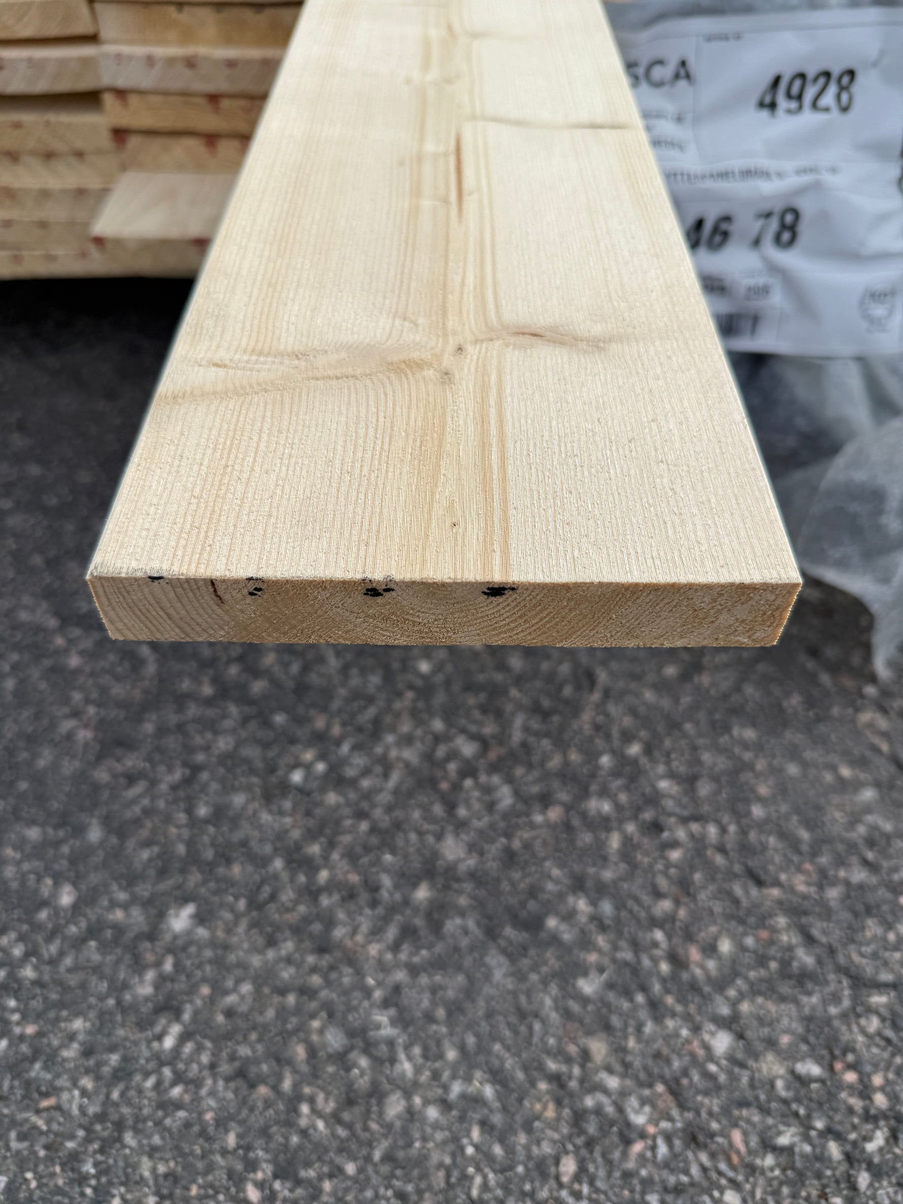 Paket Finsågade Brädor 22x145 mm – 3,60 m (Andra sortering)