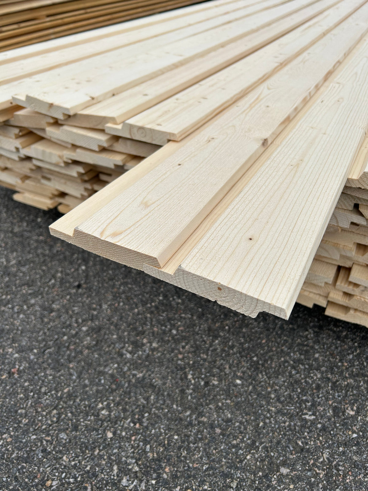 Paket Springpanel 22x120 mm – 4,80m 110st (Andra sortering)