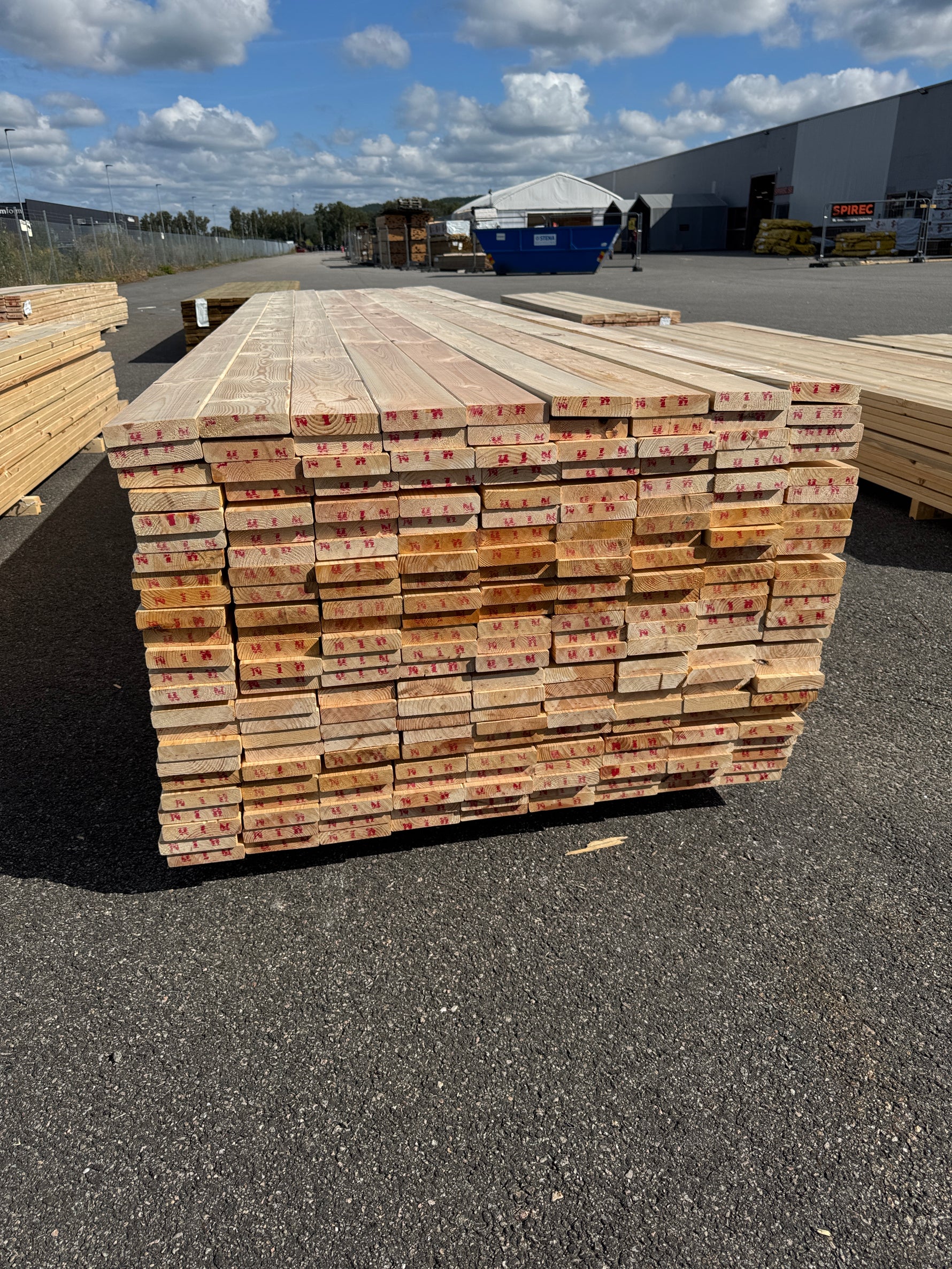 Paket Hyvlad 28x120 – 216st – 4.80 m – ANDRASORTERING