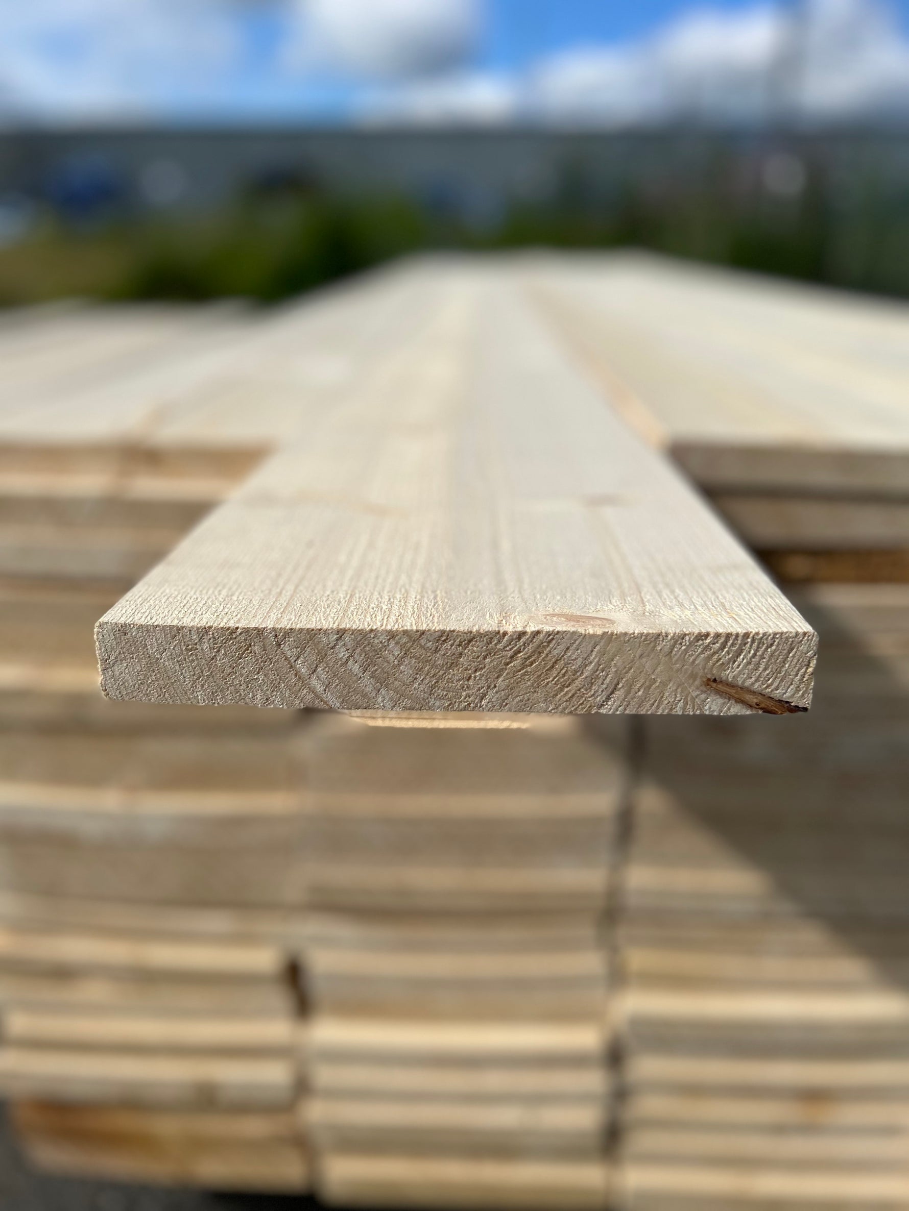 Paket Finsågade Brädor 28x220mm 4.50m 95st Obehandlade