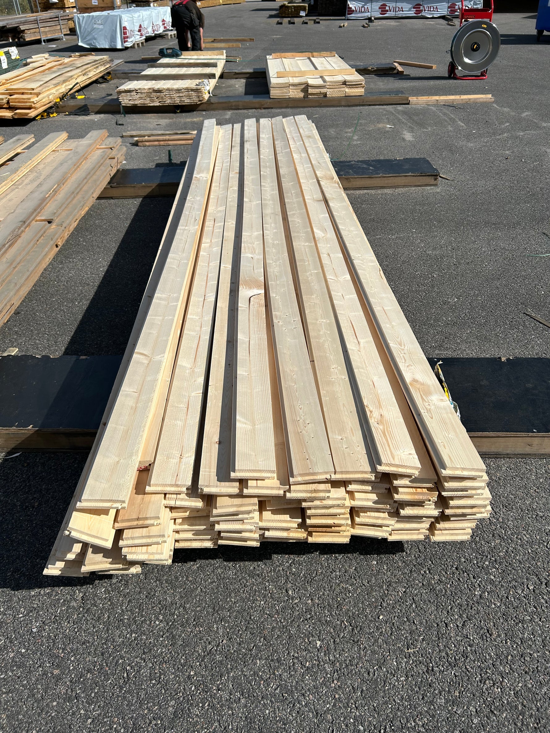 Paket Slätspont 28x95mm 3,90m 67st Gran