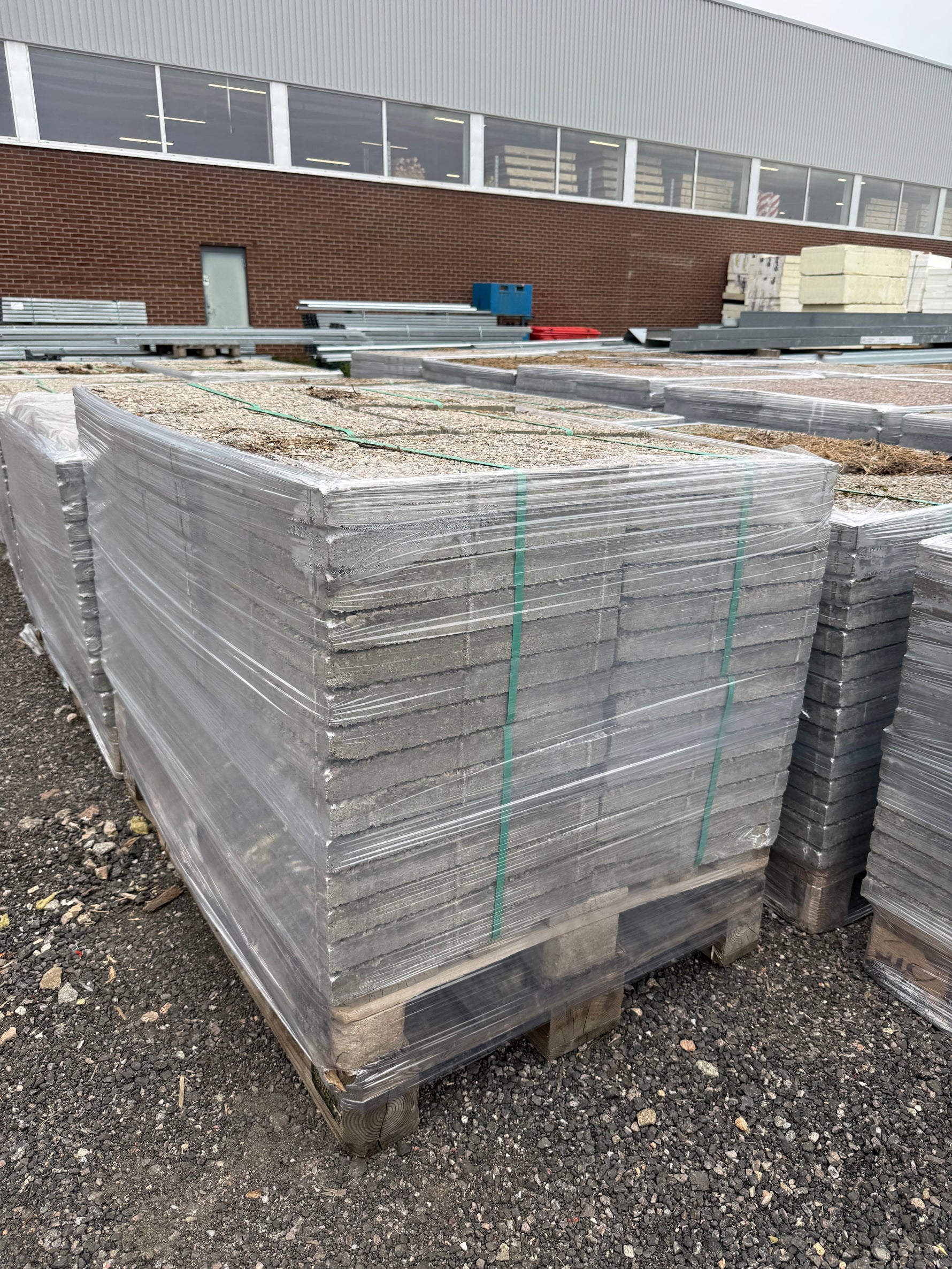Frilagda Plattor 400x400x45mm – Natursingel (säljs per styck)