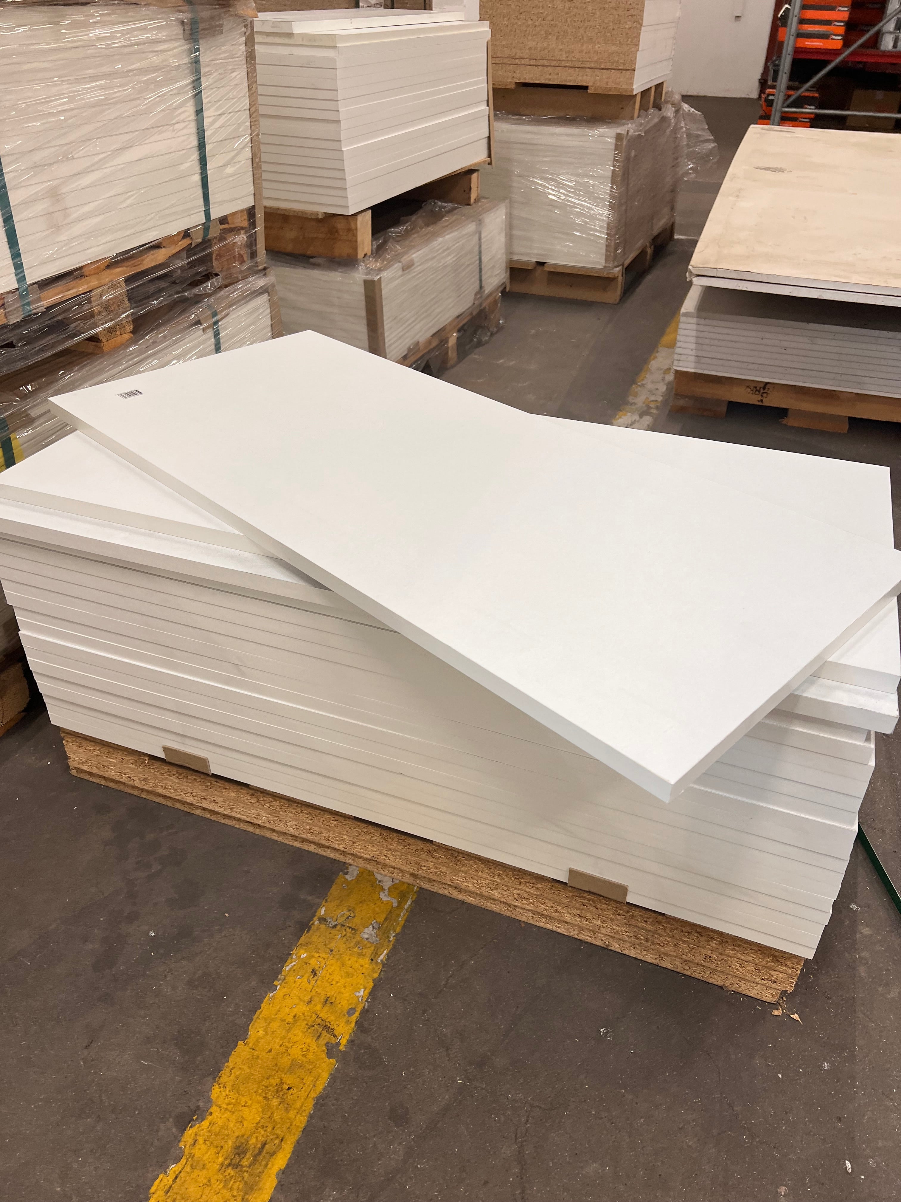 Hyllplan 18x900x400mm - Vit Melaminbelagd Spånskiva