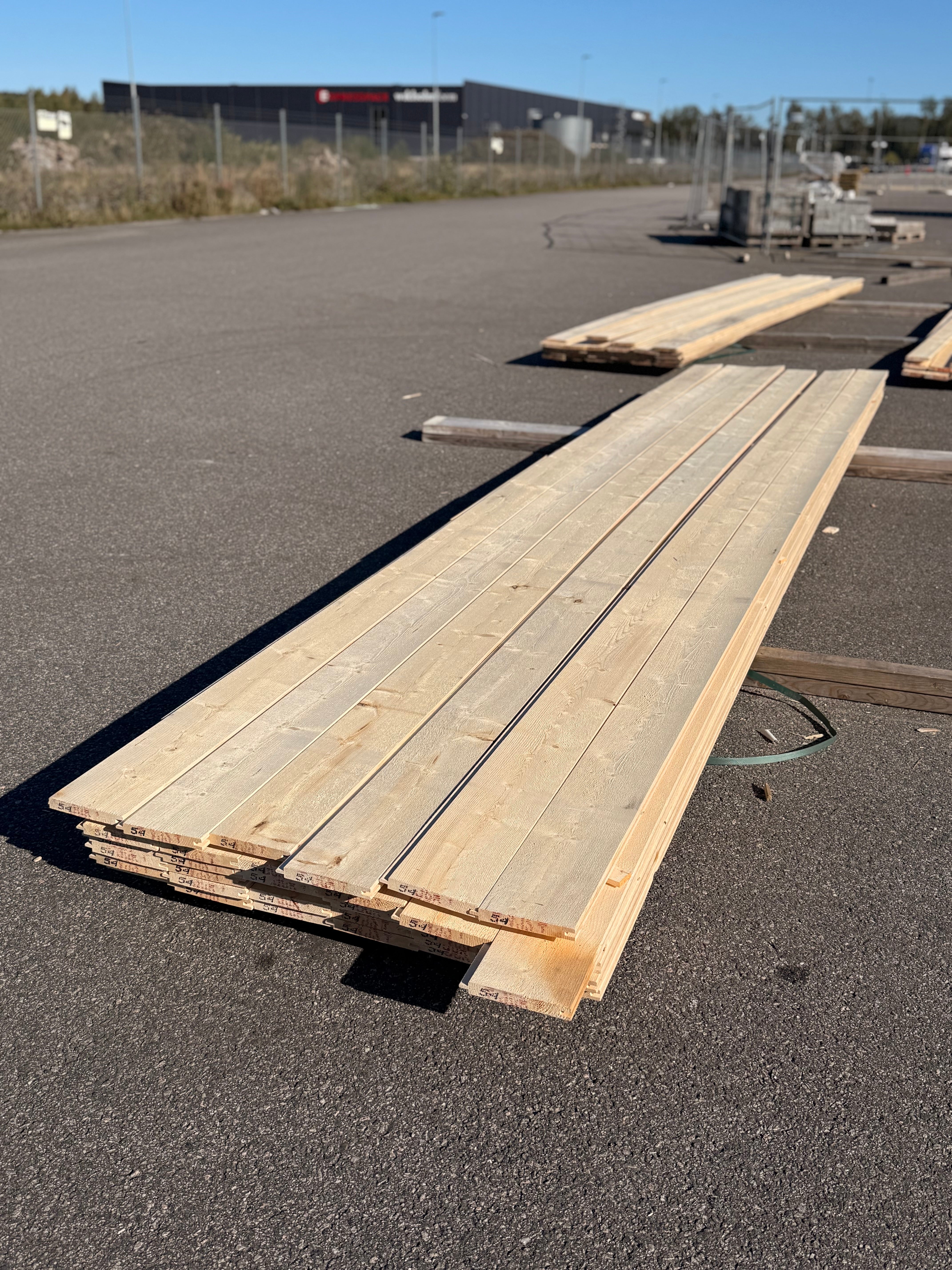 Paket Ytterpanel 22x170mm – 35 st (5,40 m, gran, obehandlad)