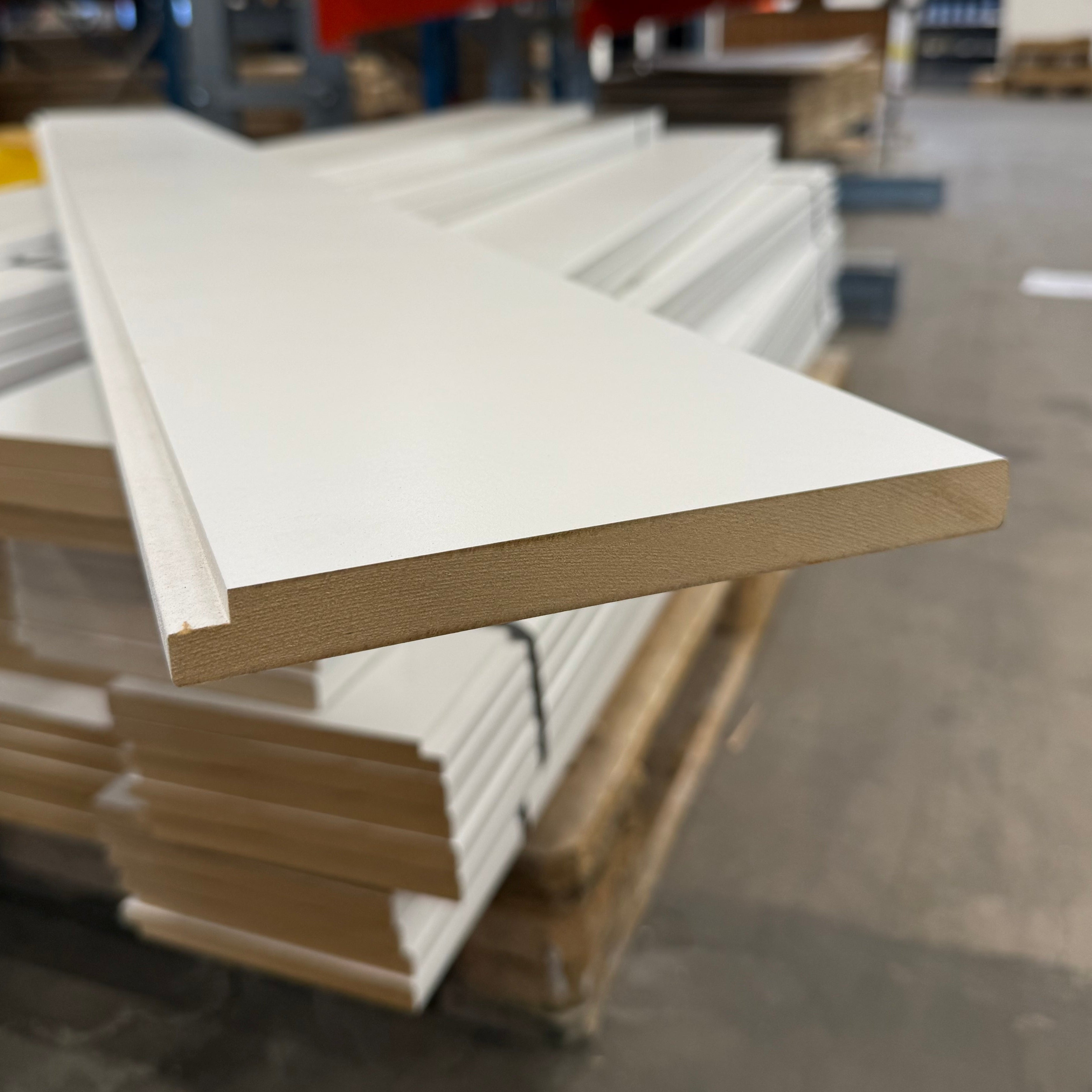 Fönstersmyg 17,2x 100-151,5cm- Blandade Längder - Spirec