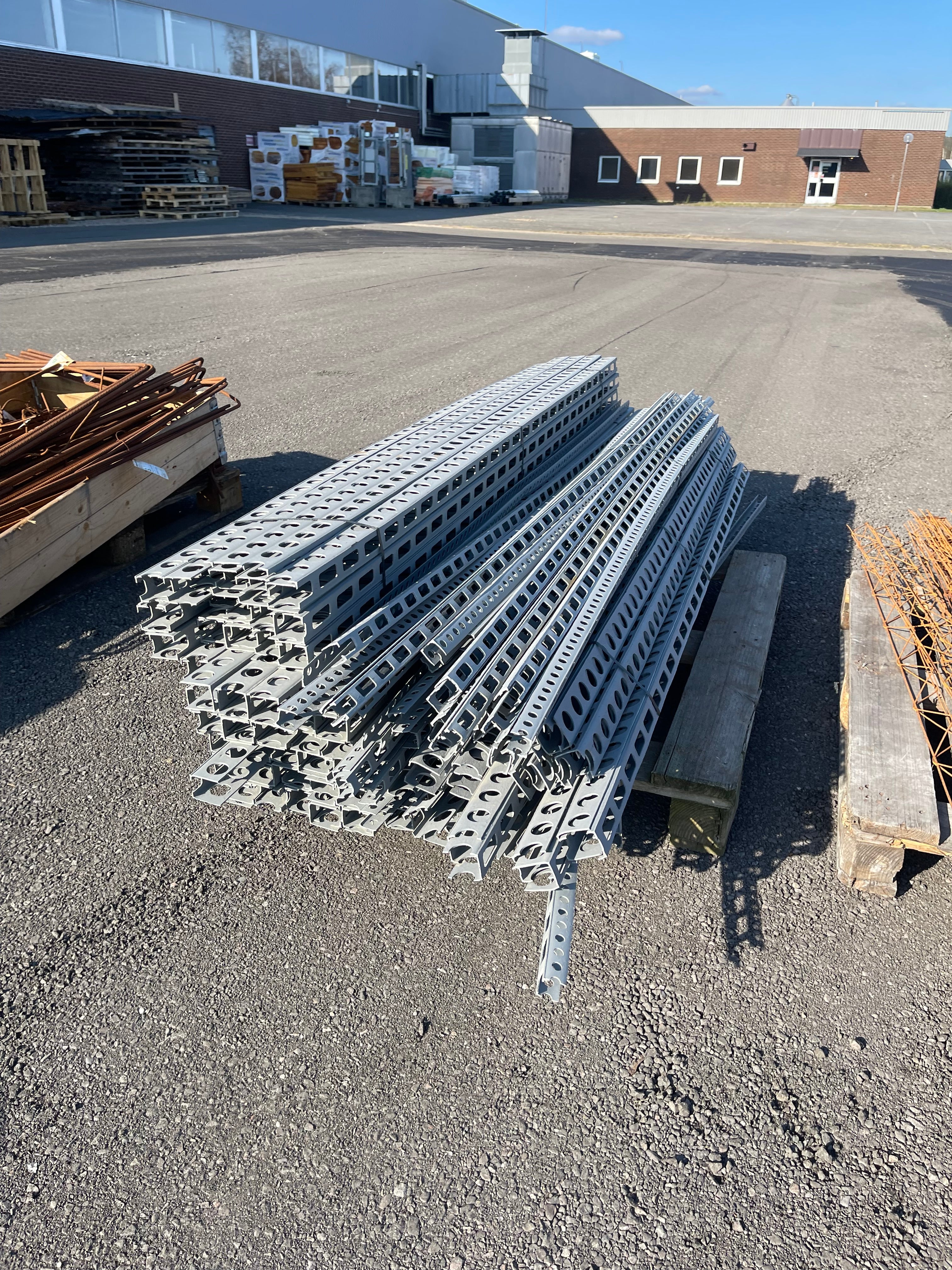 Parti med Armeringsdistanser ca 120st