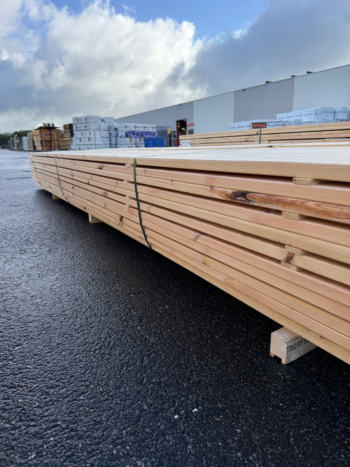 Parti Glespanel 28x70mm 4.80m 178st Furu