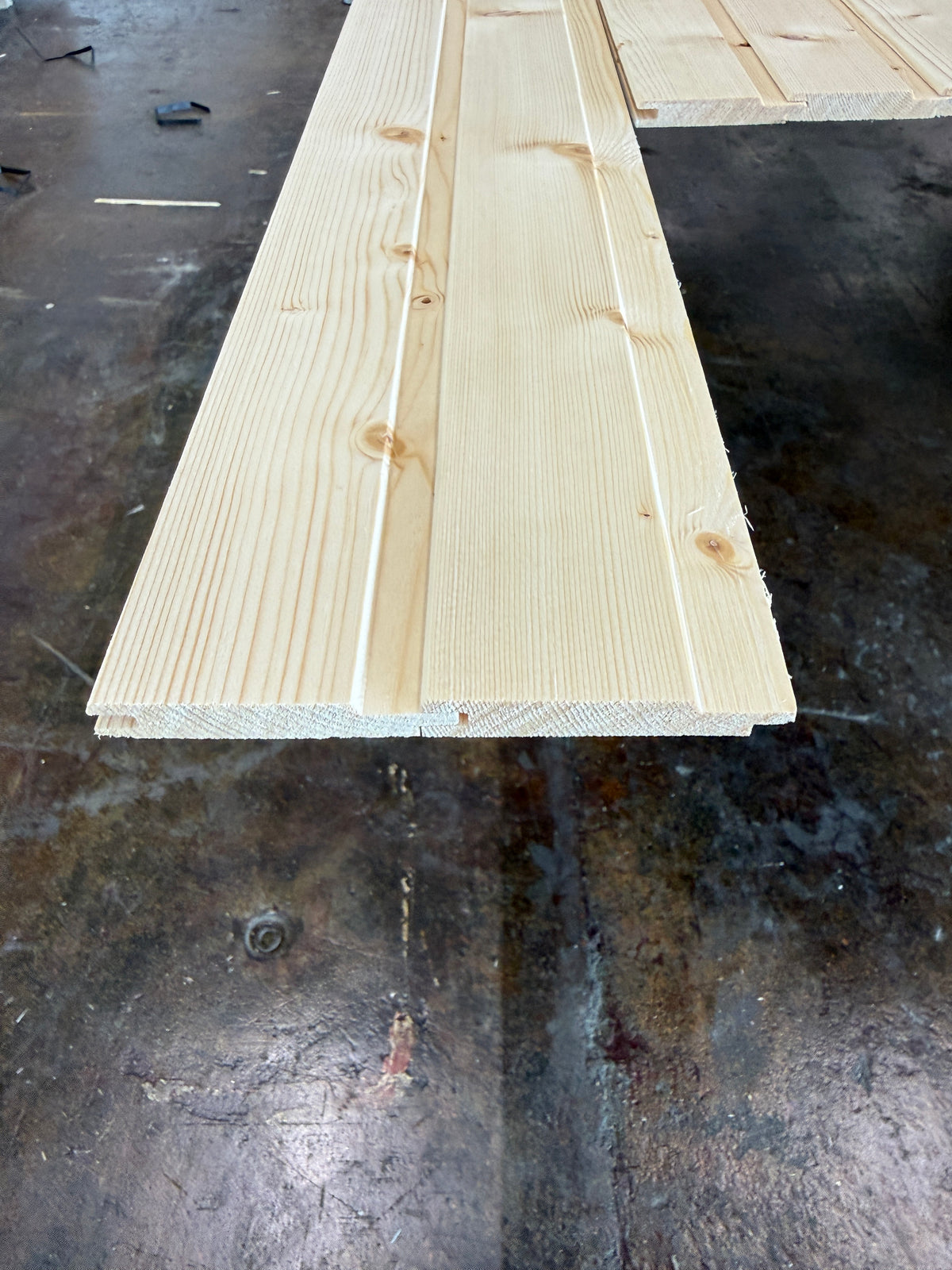 Bastupanel 12x70mm- 2,40m (Säljs per bunt) 1,2kvm- Andra Sortering