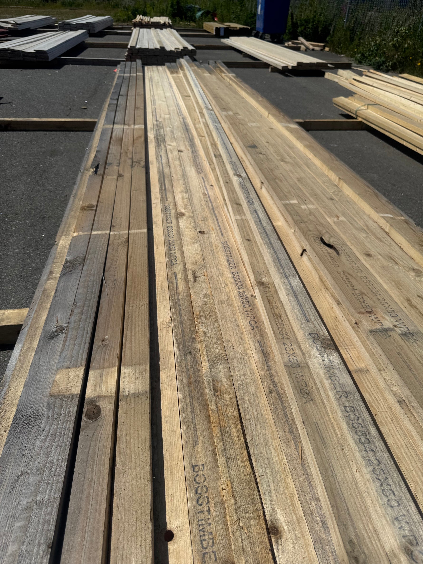 Paket Läkt 25x50 mm, 190 st 5,40 m Vattenskadat