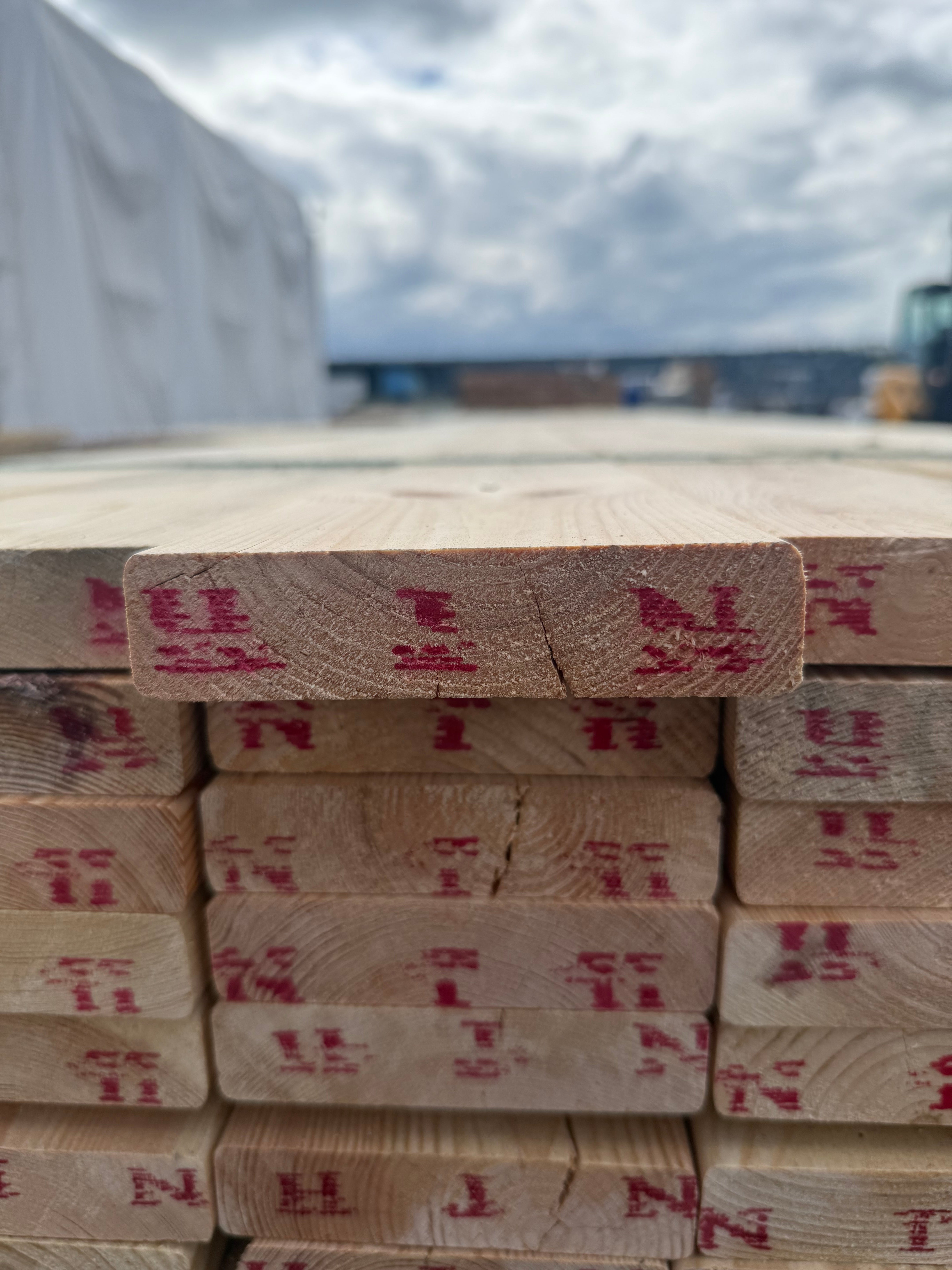 Paket Obehandlad Trall 28x120mm Furu