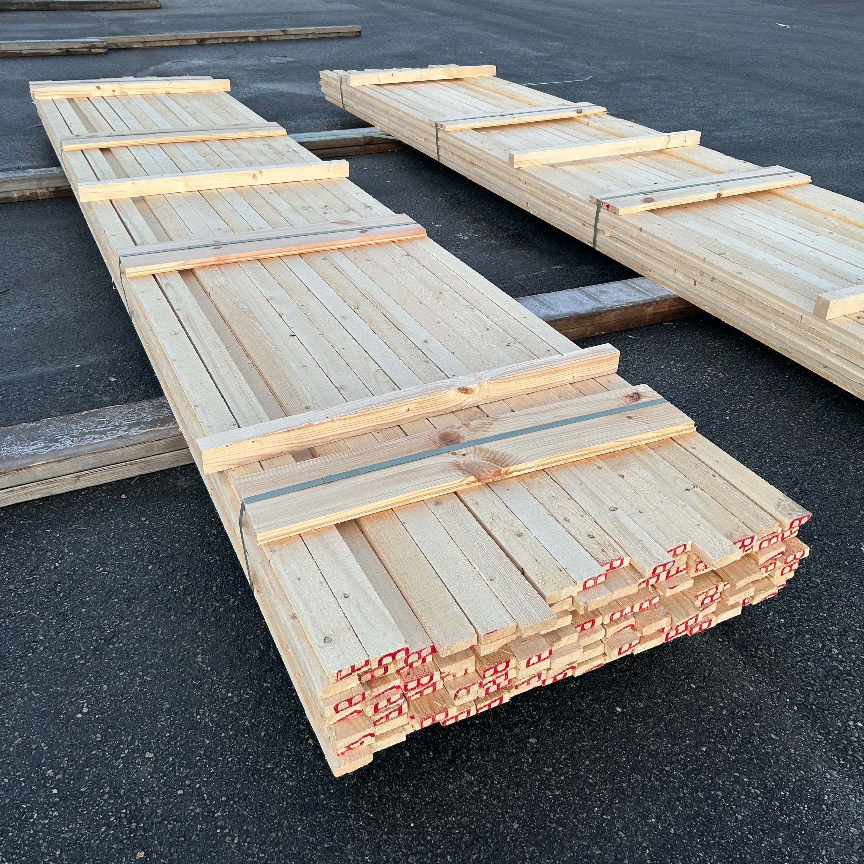 Paket Brädor 19x63mm – 119 st (4,80 m, gran, ohyvlad/råsågad)