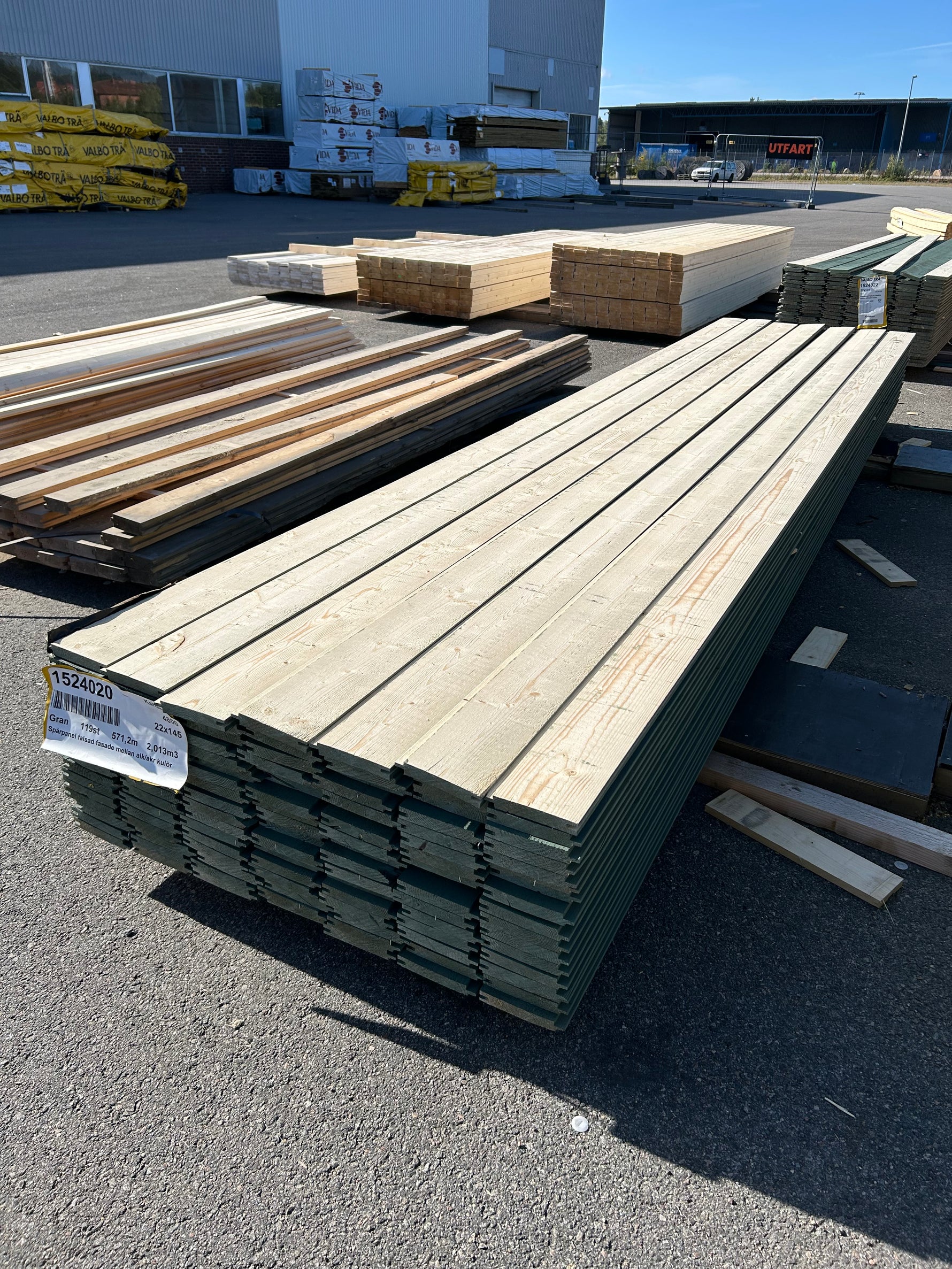 Paket Spontad Spårpanel 22x145mm 4,80m 119st Gran- Mellanstruken