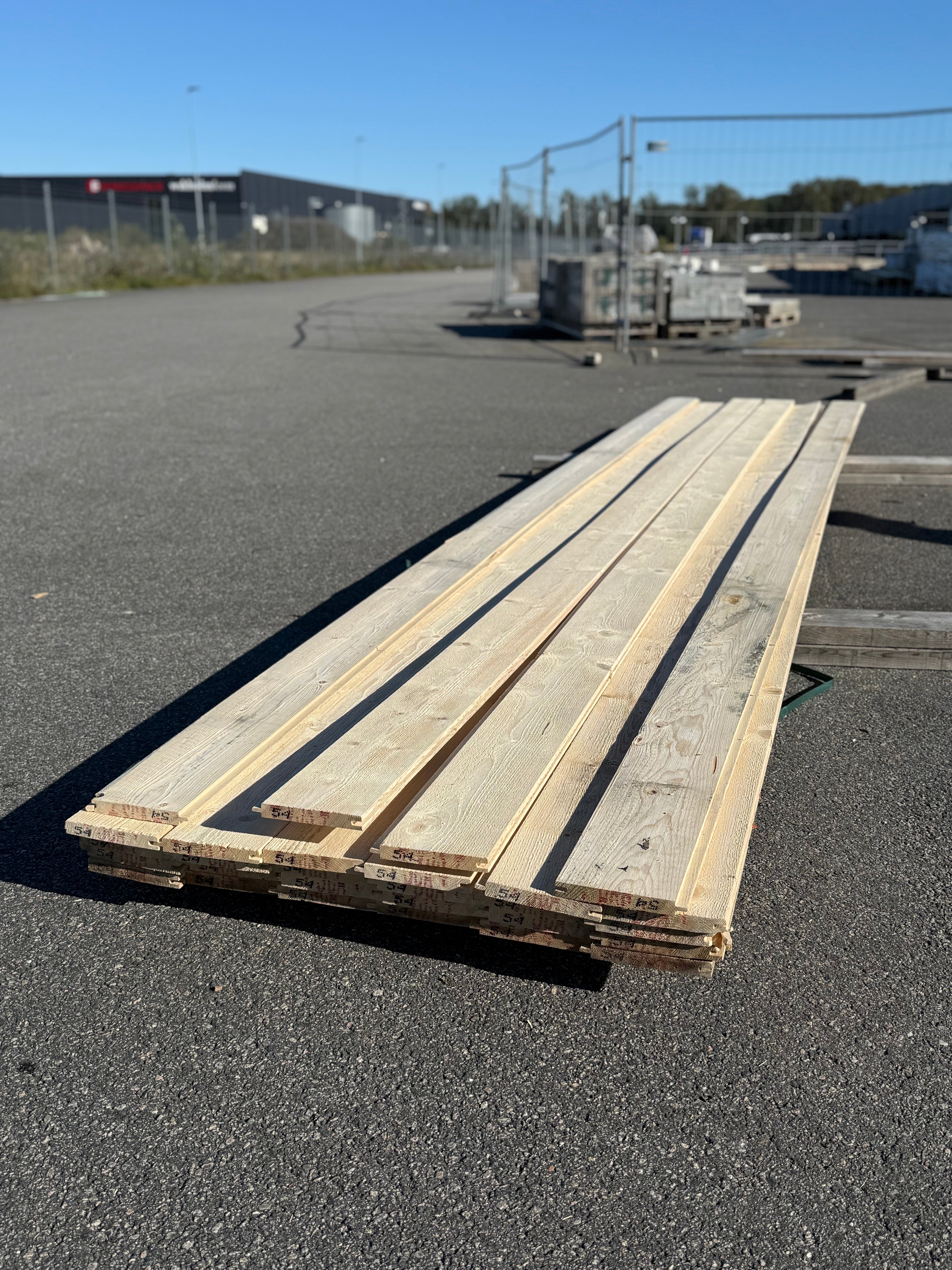 Paket Ytterpanel 22x170mm – 28 st (5,40 m, gran, obehandlad)