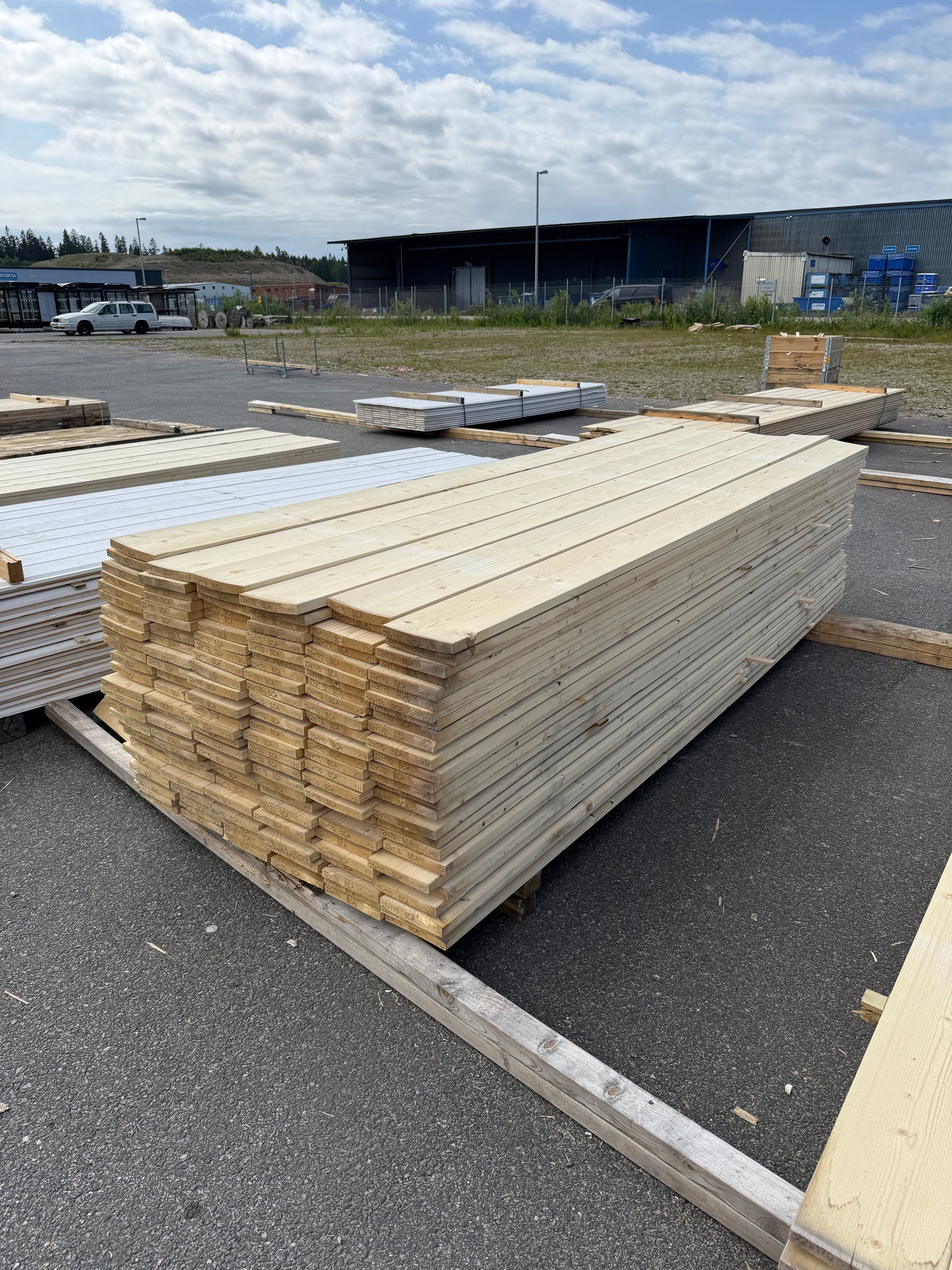 Paket Finsågade Brädor 22x170mm, 156st 3.0m- Obehandlade
