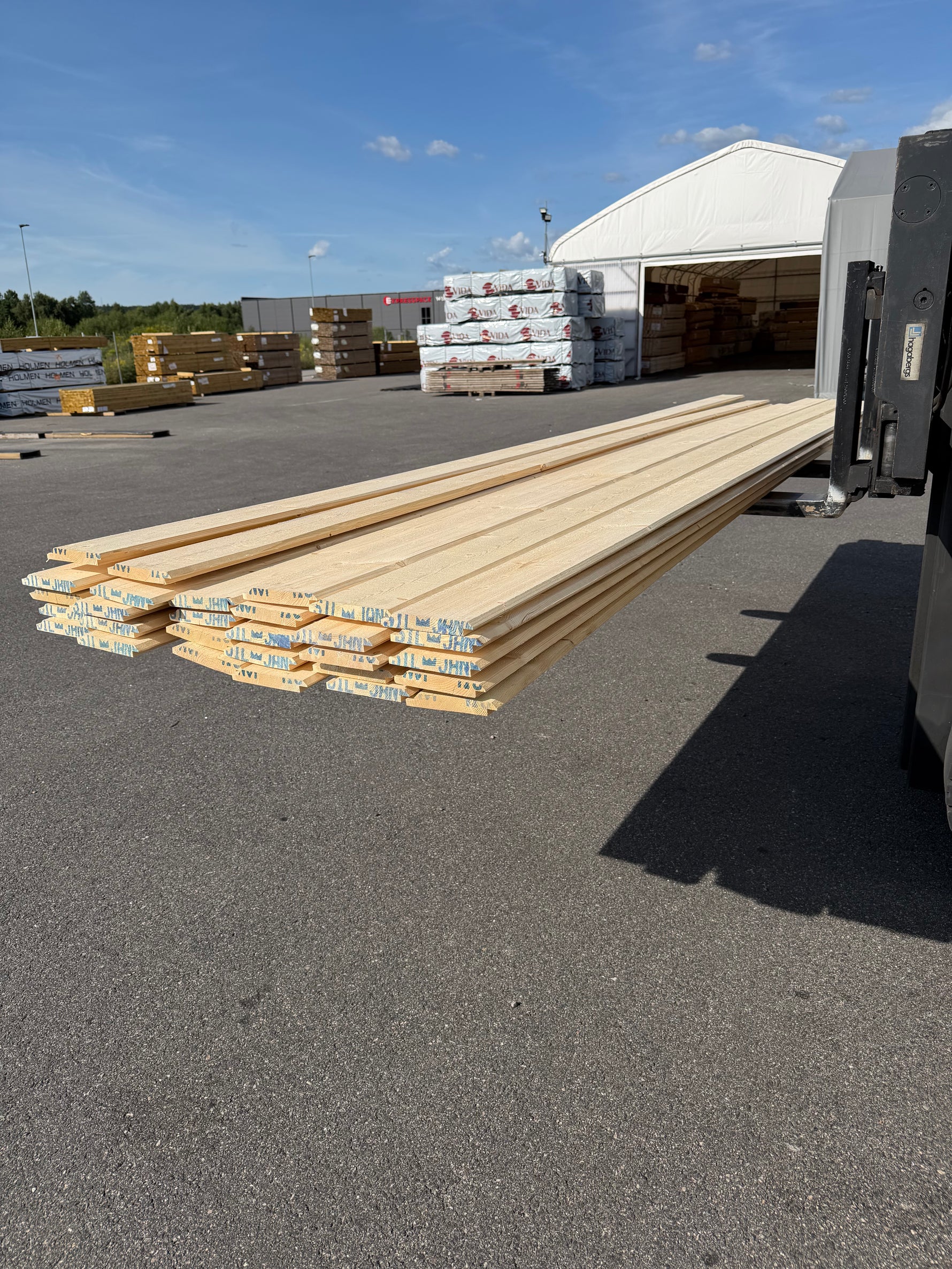 Paket Ytterpanel Dubbelfas 22x145mm 4.20m 29 st