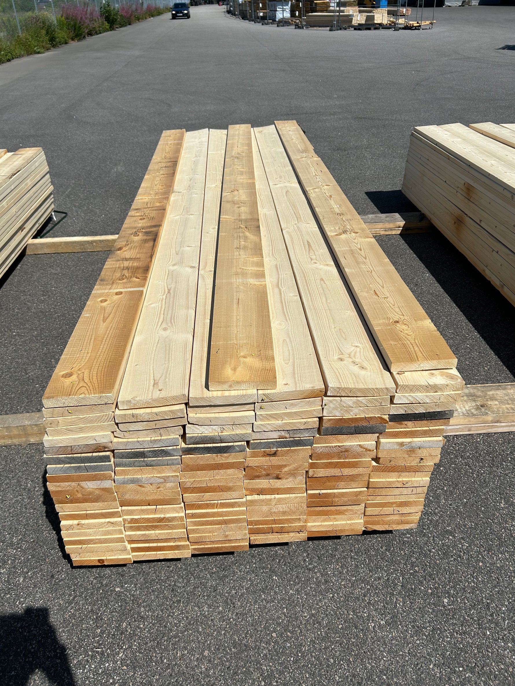 Paket Finsågade Brädor 28x170mm 3.30m 117st Obehandlade