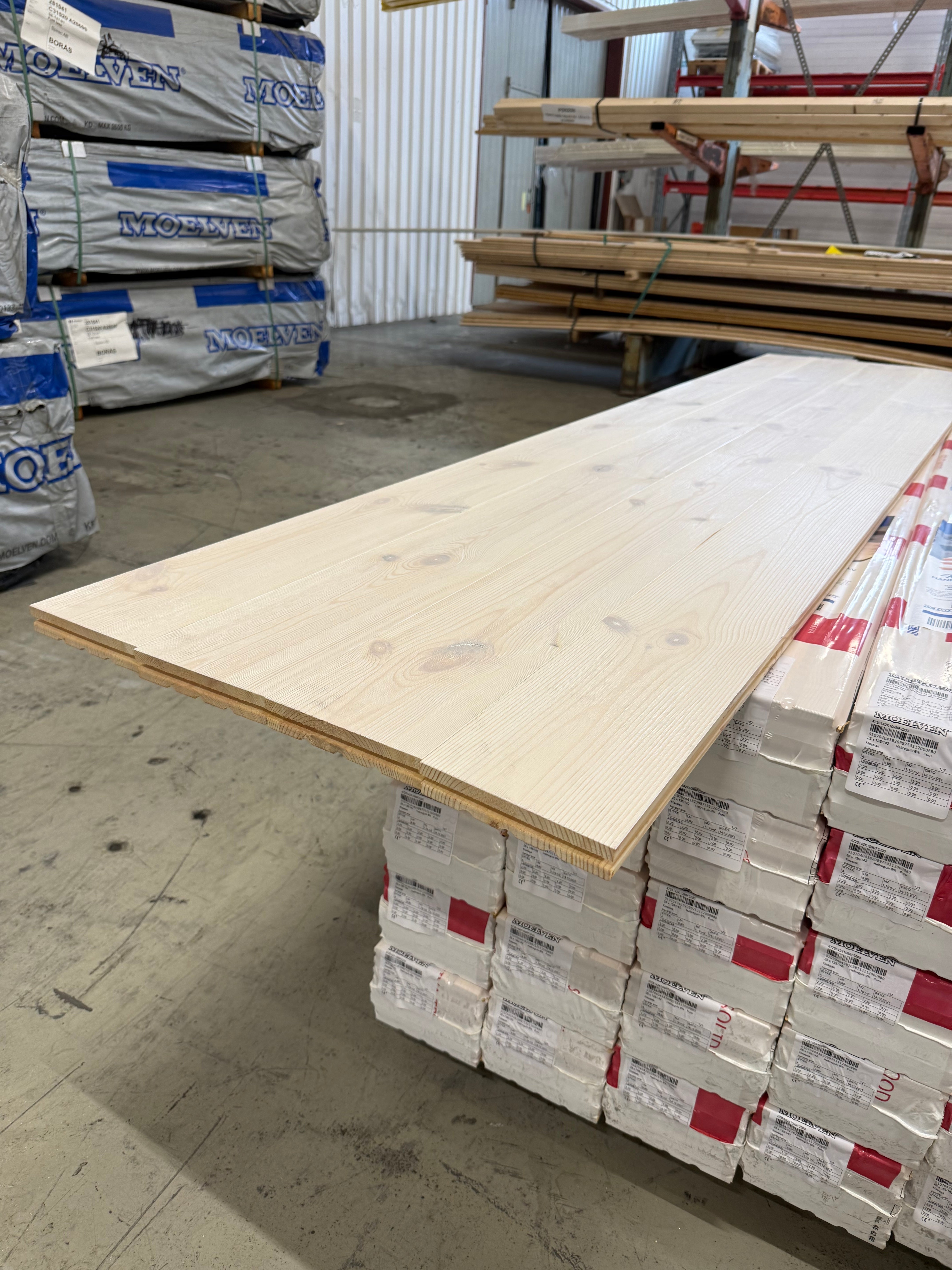 Moelven Furu Golv Snö 25x142mm - Per Bunt (4st 2,20m)