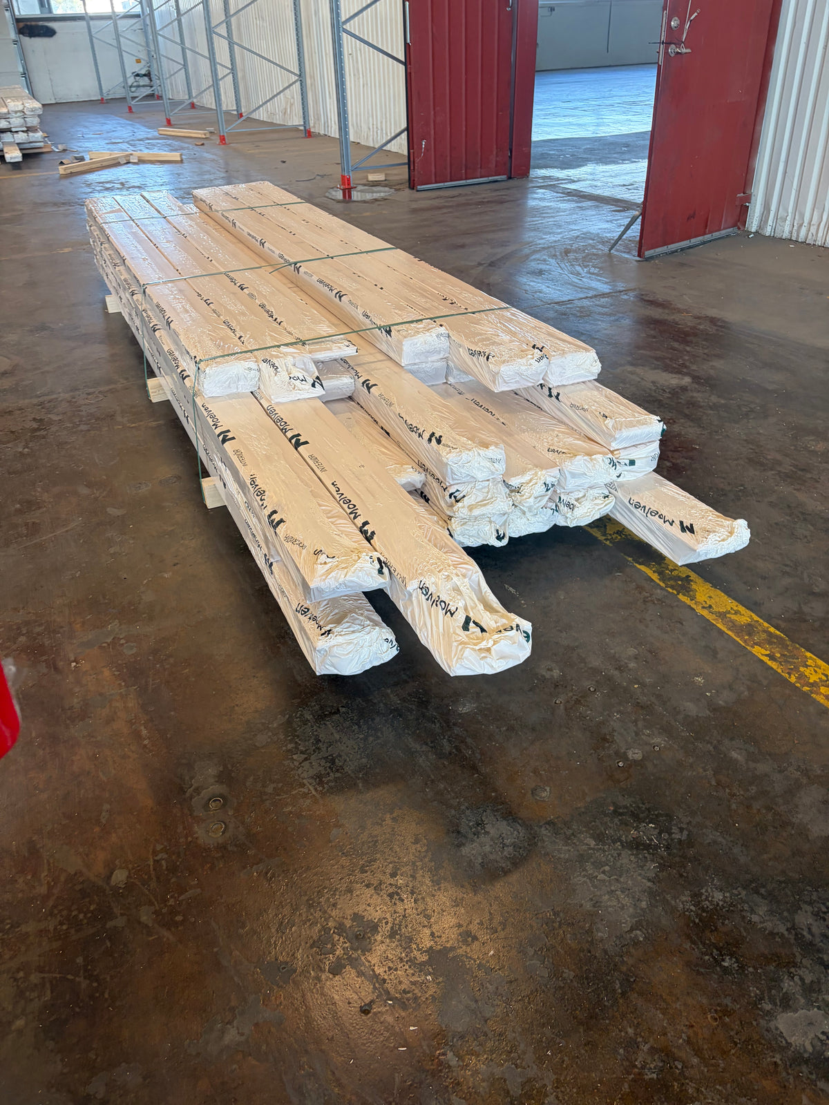 Paket Massivt furugolv 20×135/142 mm – Obehandlat Robust, ca 48 m²