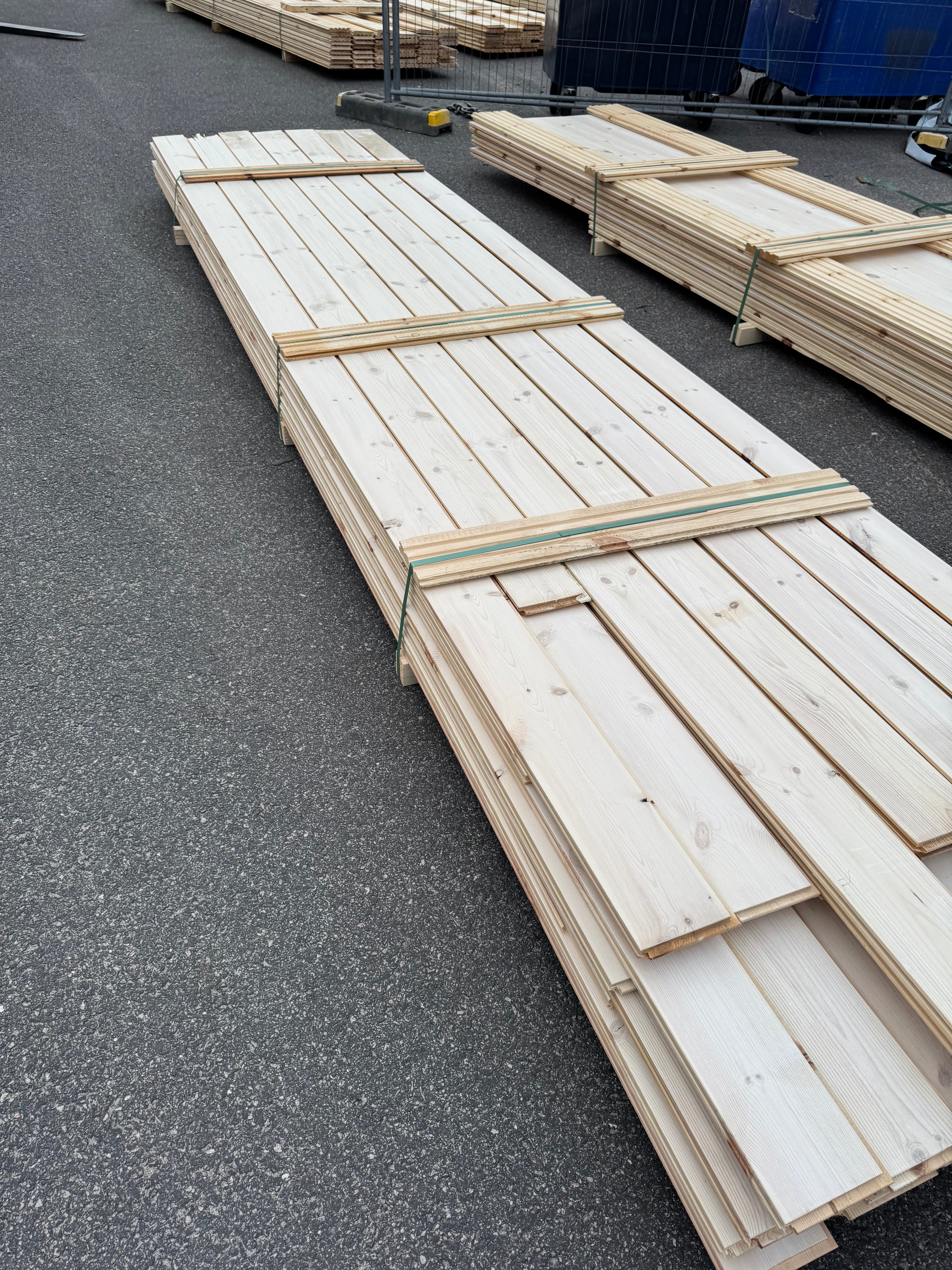 Paket Vitlaserat Golv 20,5x140 mm 56st