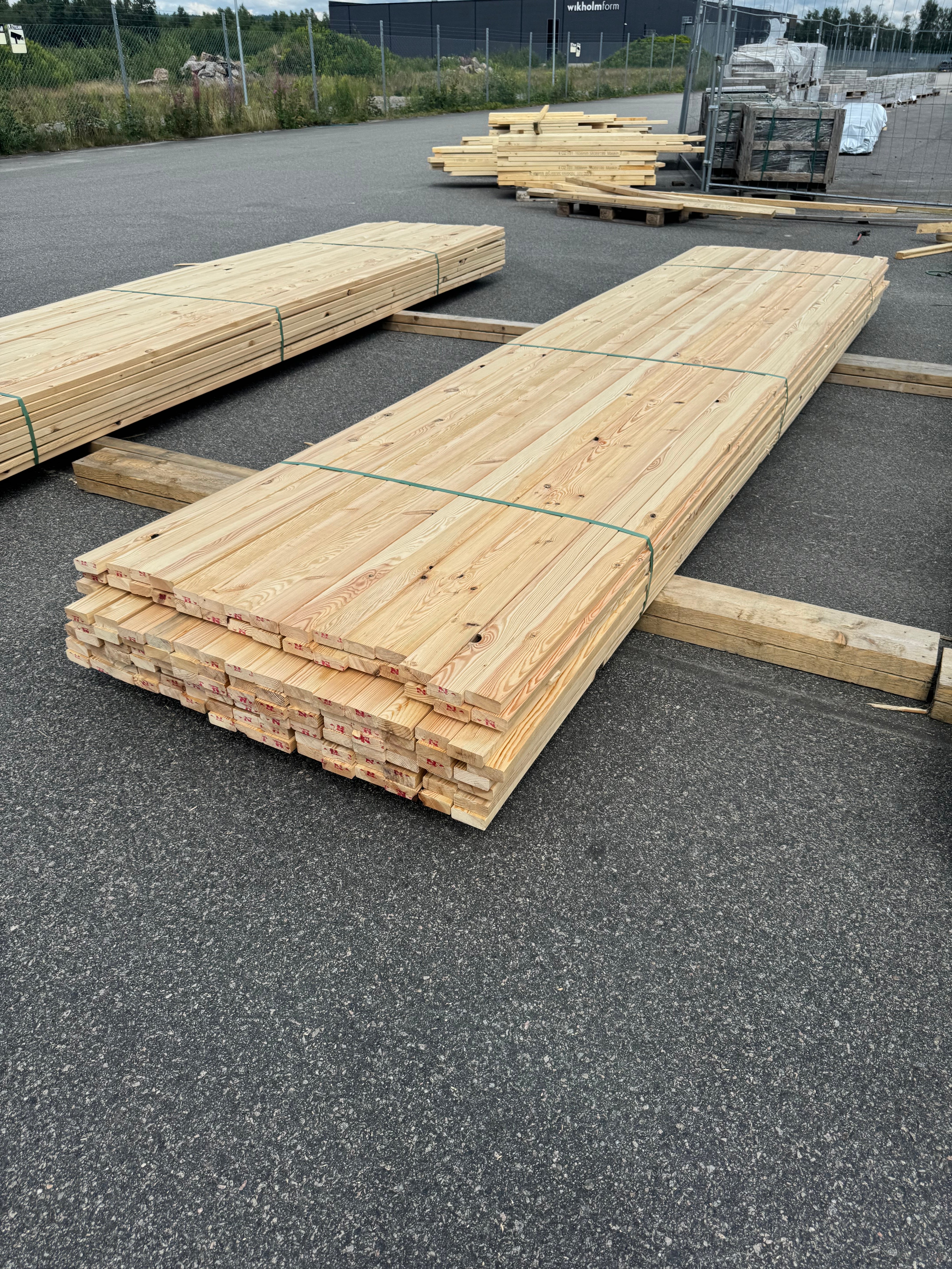 Paket Glespanel 28x70 – 120 st (4,50 m, furu)