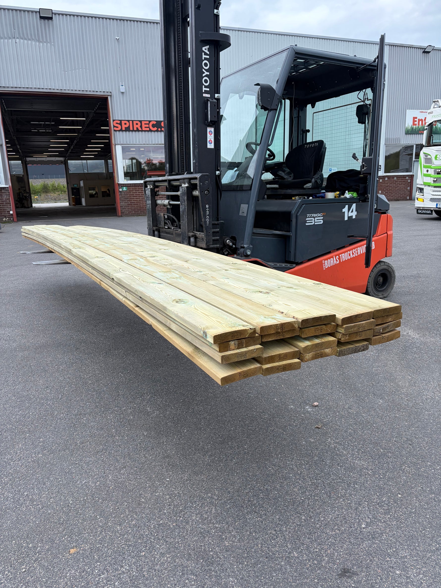 Paket Tryckimpregnerad Trall 28x145mm, 20st 5.40 m (NTR-AB)