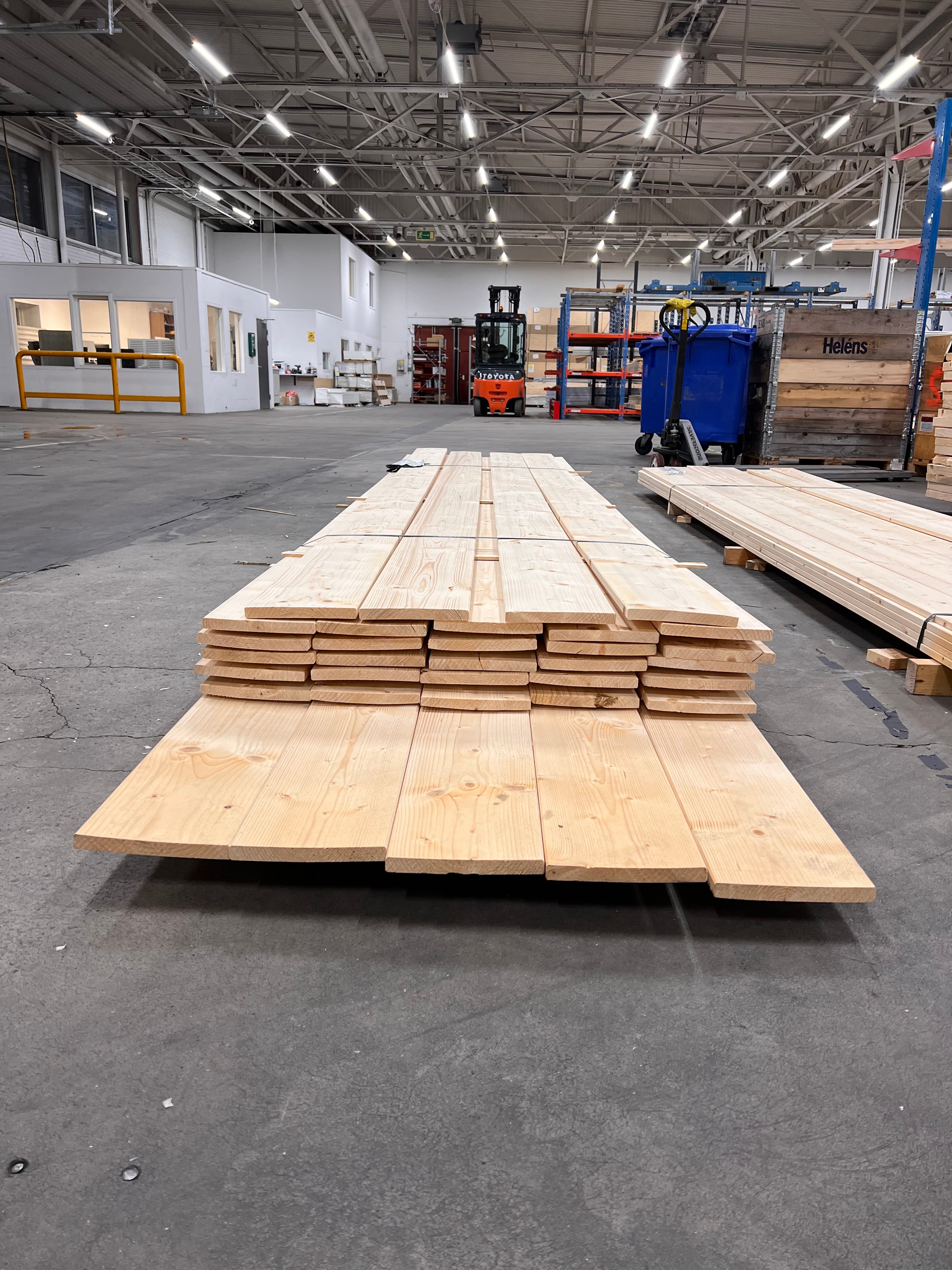 Paket Brädor Runtomhyvlat 20,3x194mm – 34 st (4,50–5,10 m, Utskott, Gran)