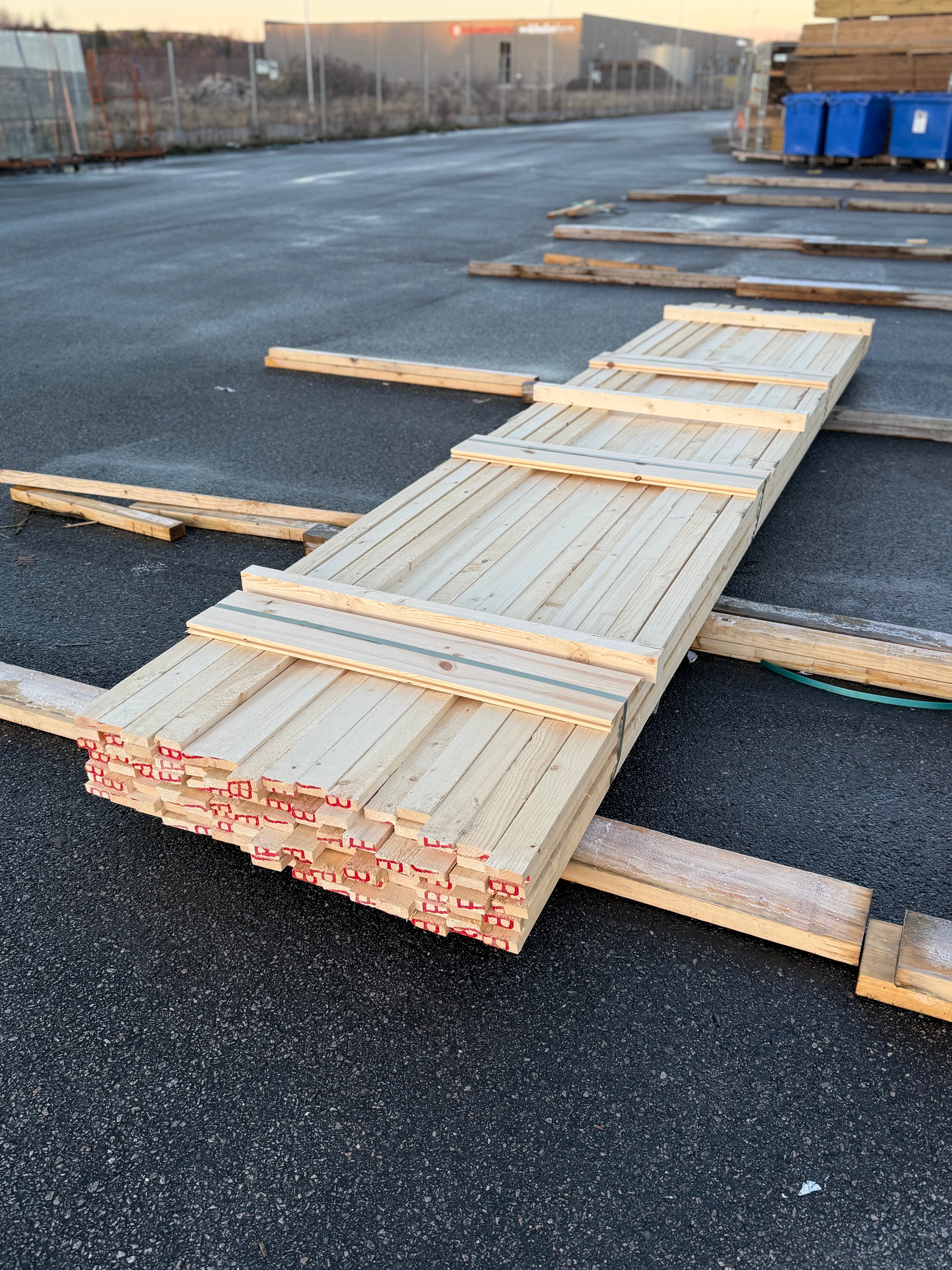 Paket Brädor 19x63mm – 113 st (4,80 m, gran, ohyvlad/råsågad)