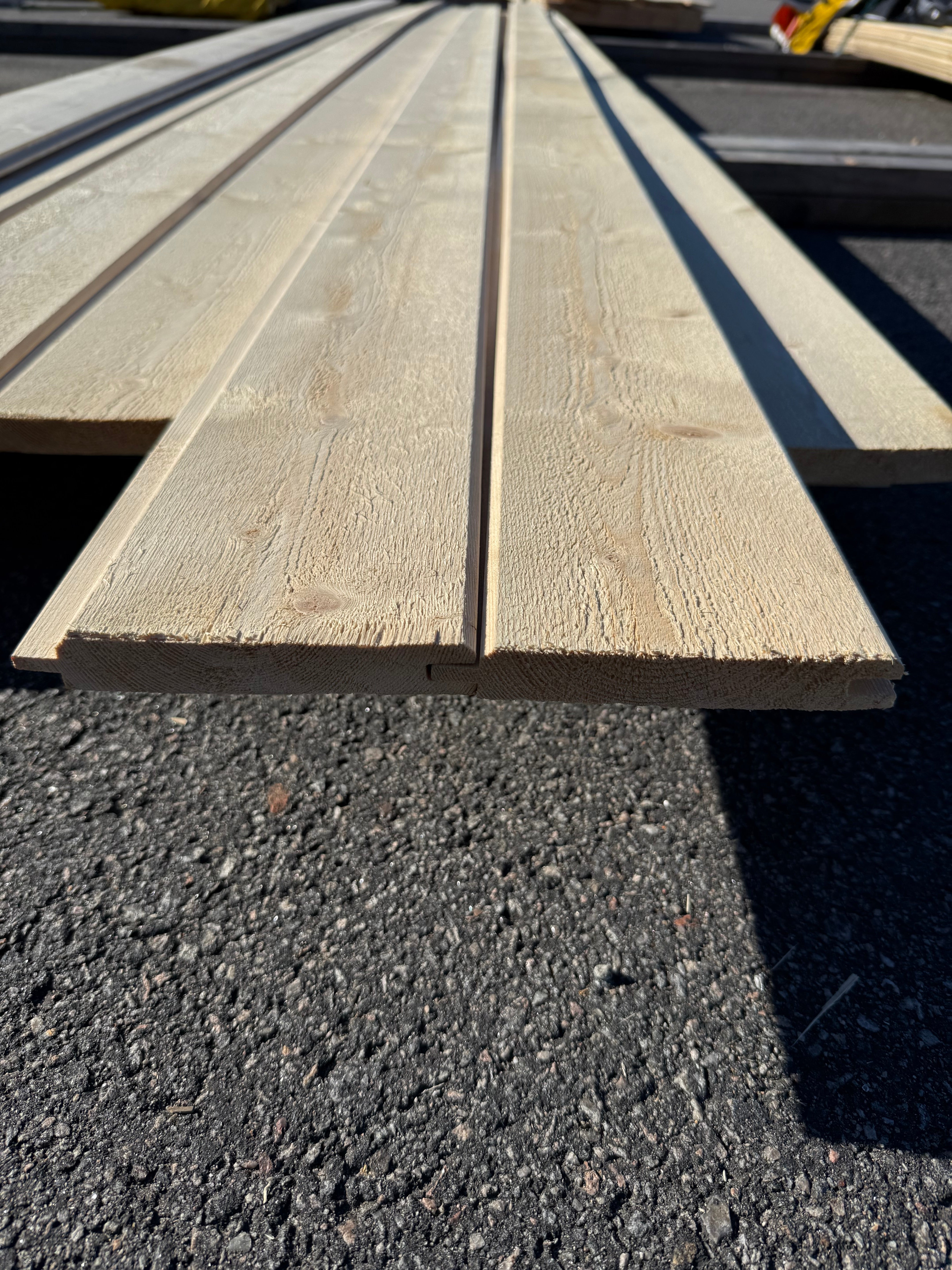 Paket Ytterpanel 22x145mm – 17 st (5,10 m, gran, obehandlad)