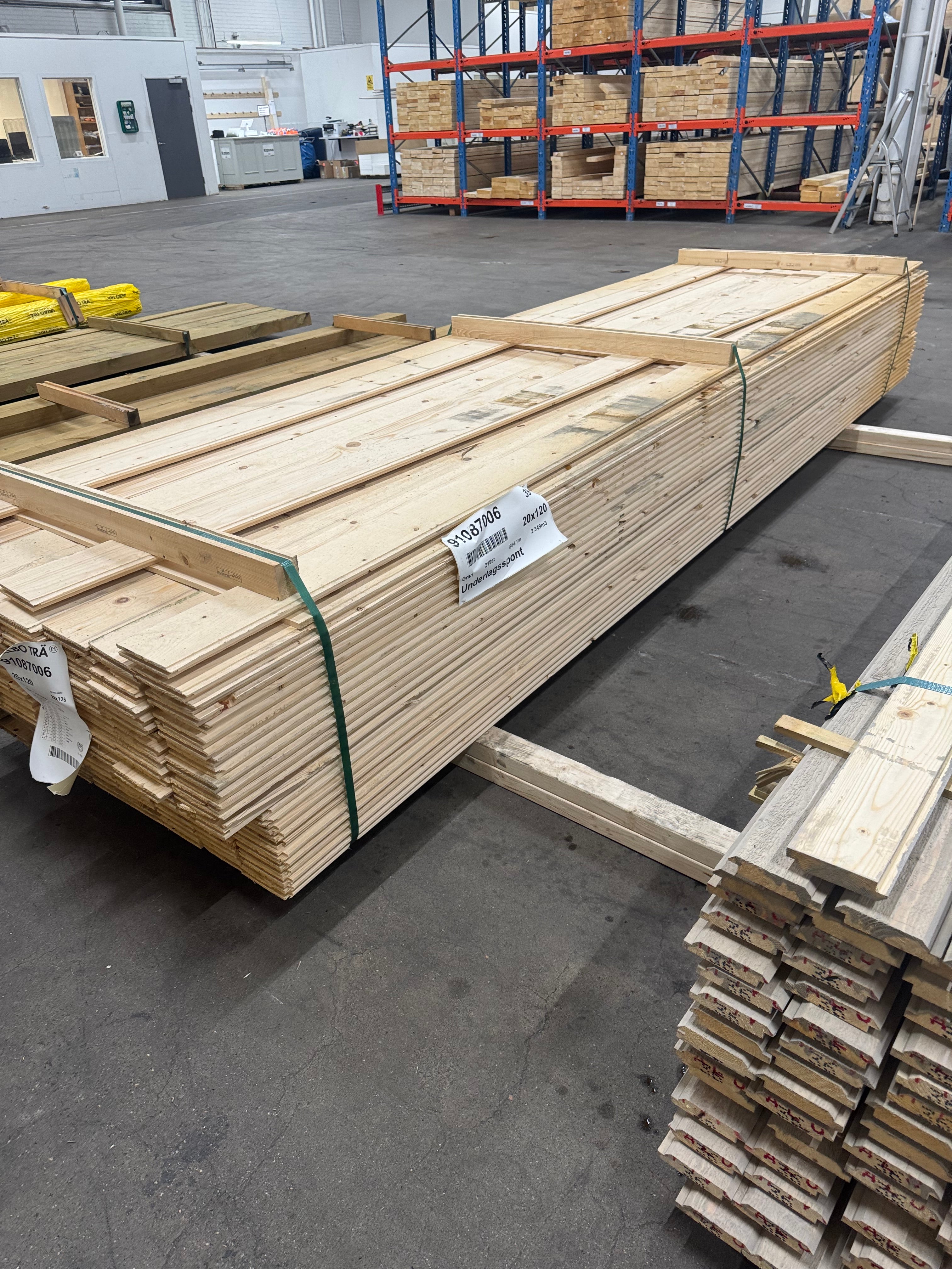 Paket Råspont 20x120mm – 220 st  3,90 m Felhyvlad