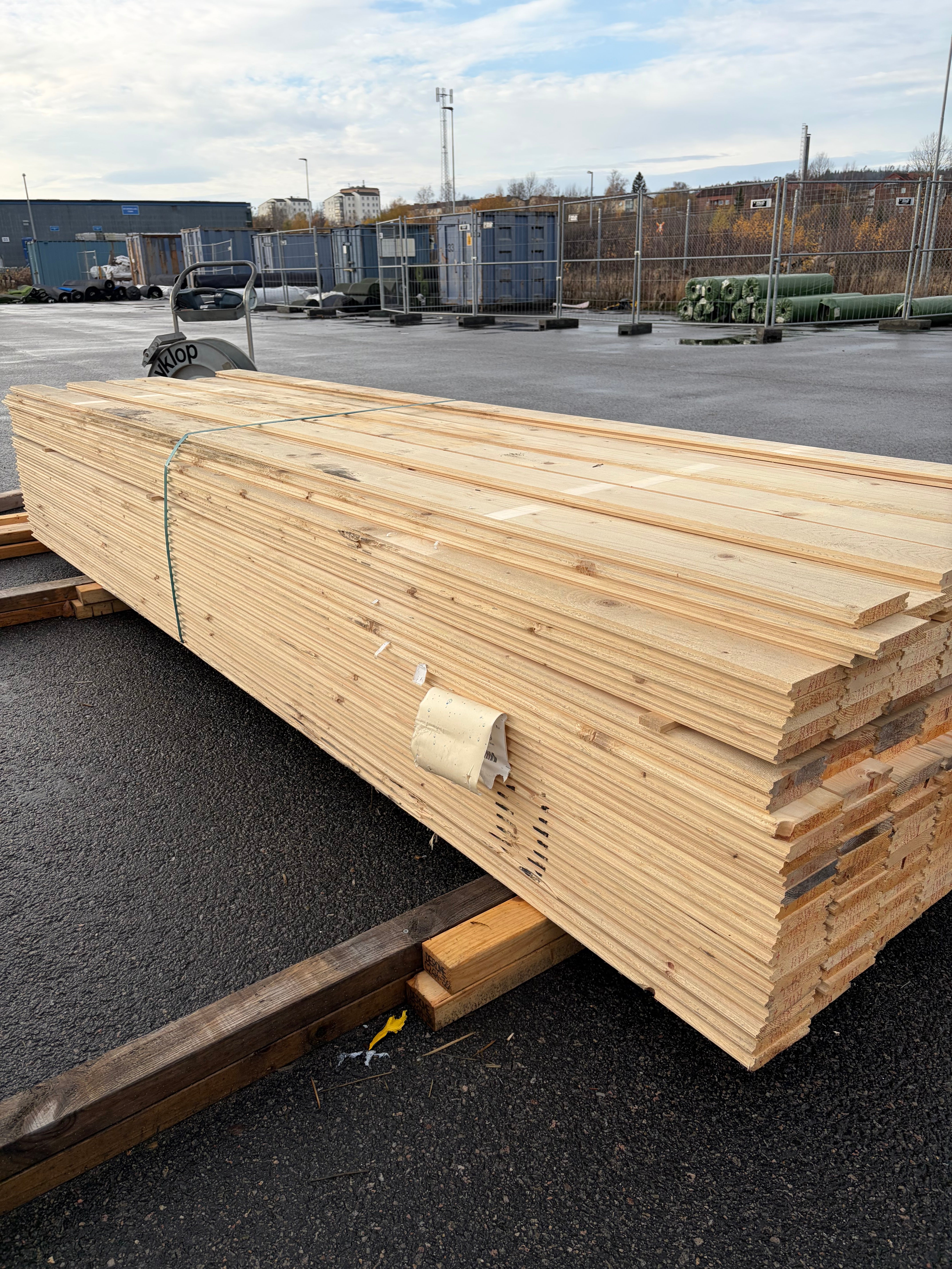 Paket Råspont 20x120mm – 227 st (Vattenskadat)