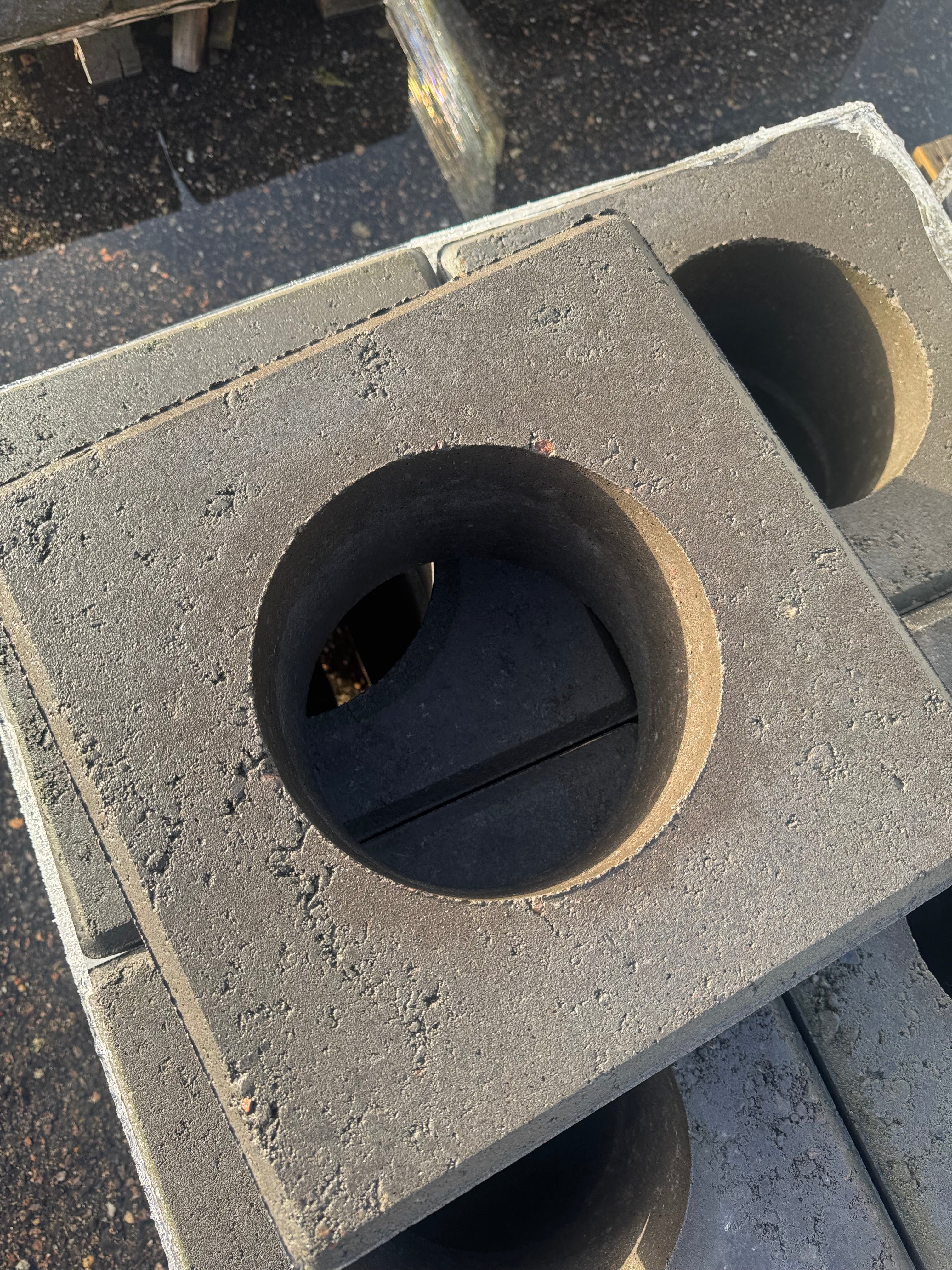 Stolpelement Slät 350x350x150mm – Ø200mm, Grafit