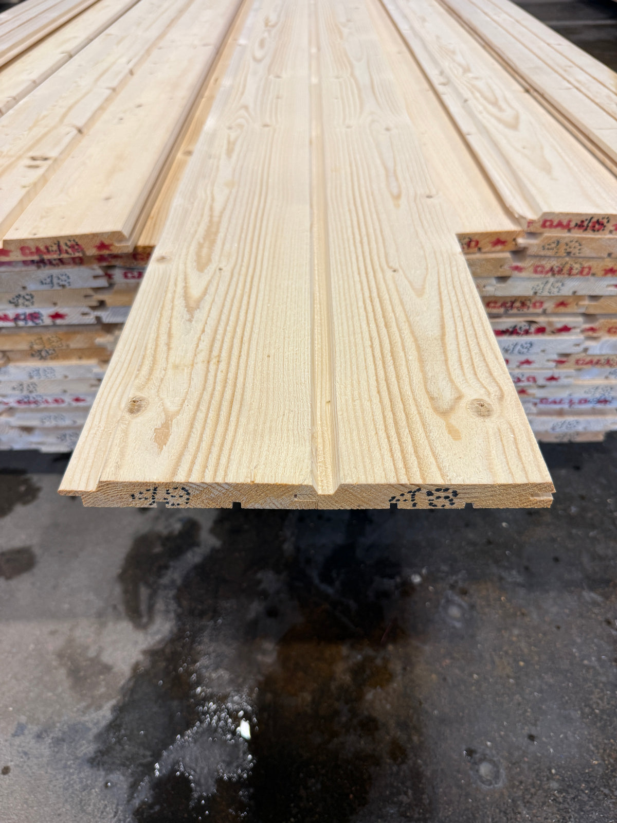 Parti Ytterpanel 19×120 mm 4,80 m Obehandlad – 135 st