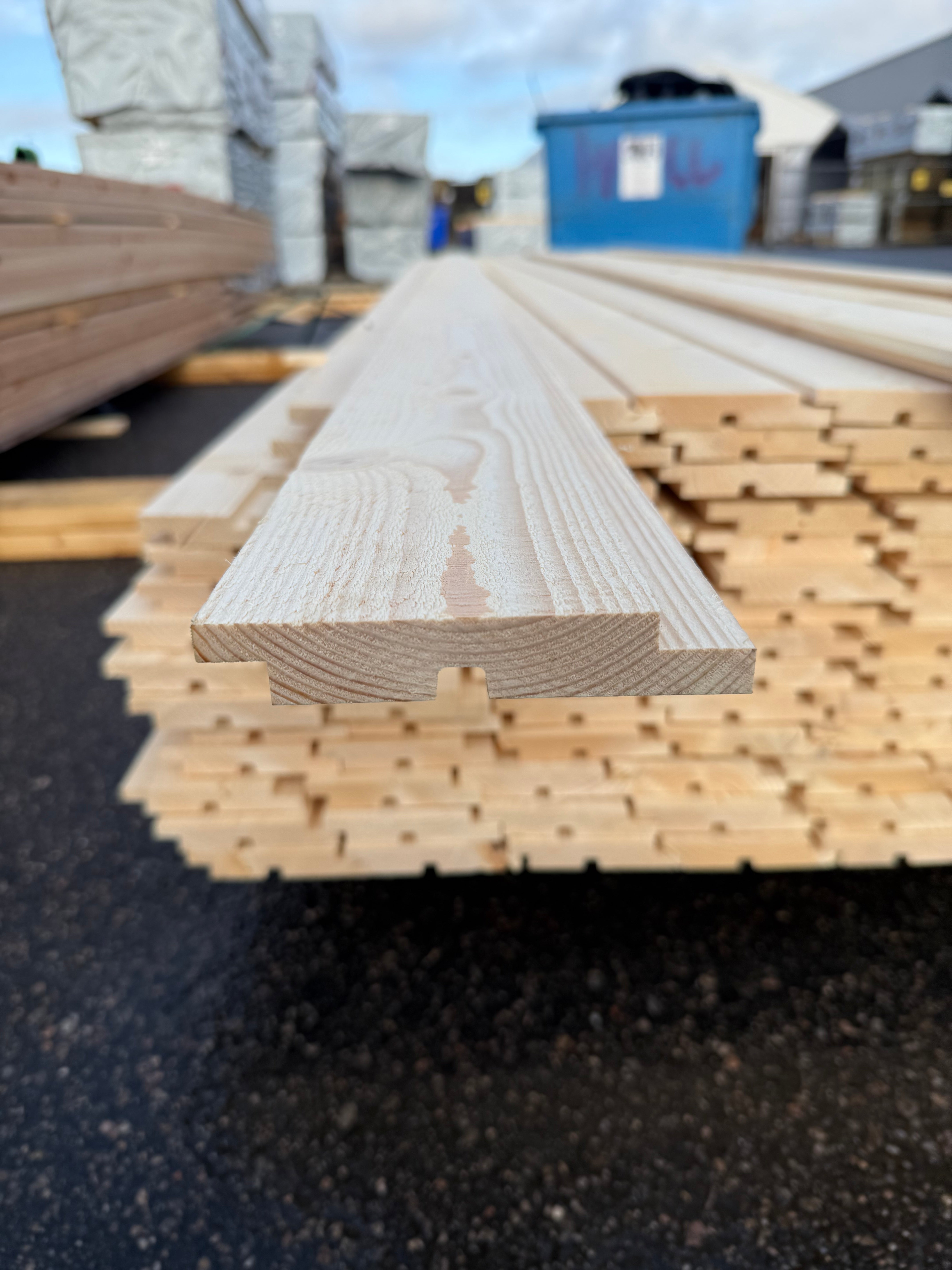 Paket Hakfals 22x120mm – 126 st (4,2 m, gran, obehandlad) Revor