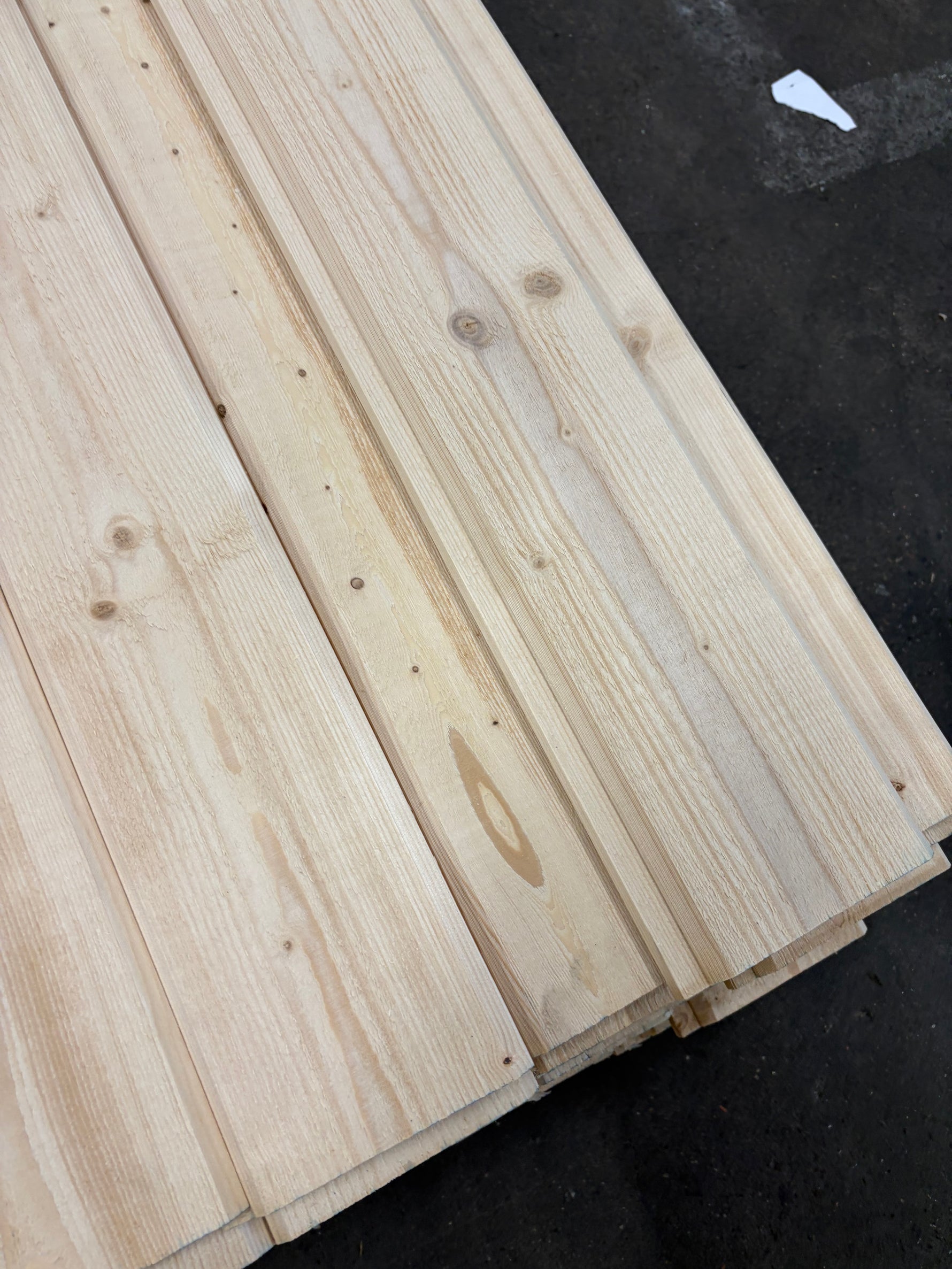 Paket Ytterpanel Dubbelfas 22x145mm, 4,2 m – 79 st- Obehandlad