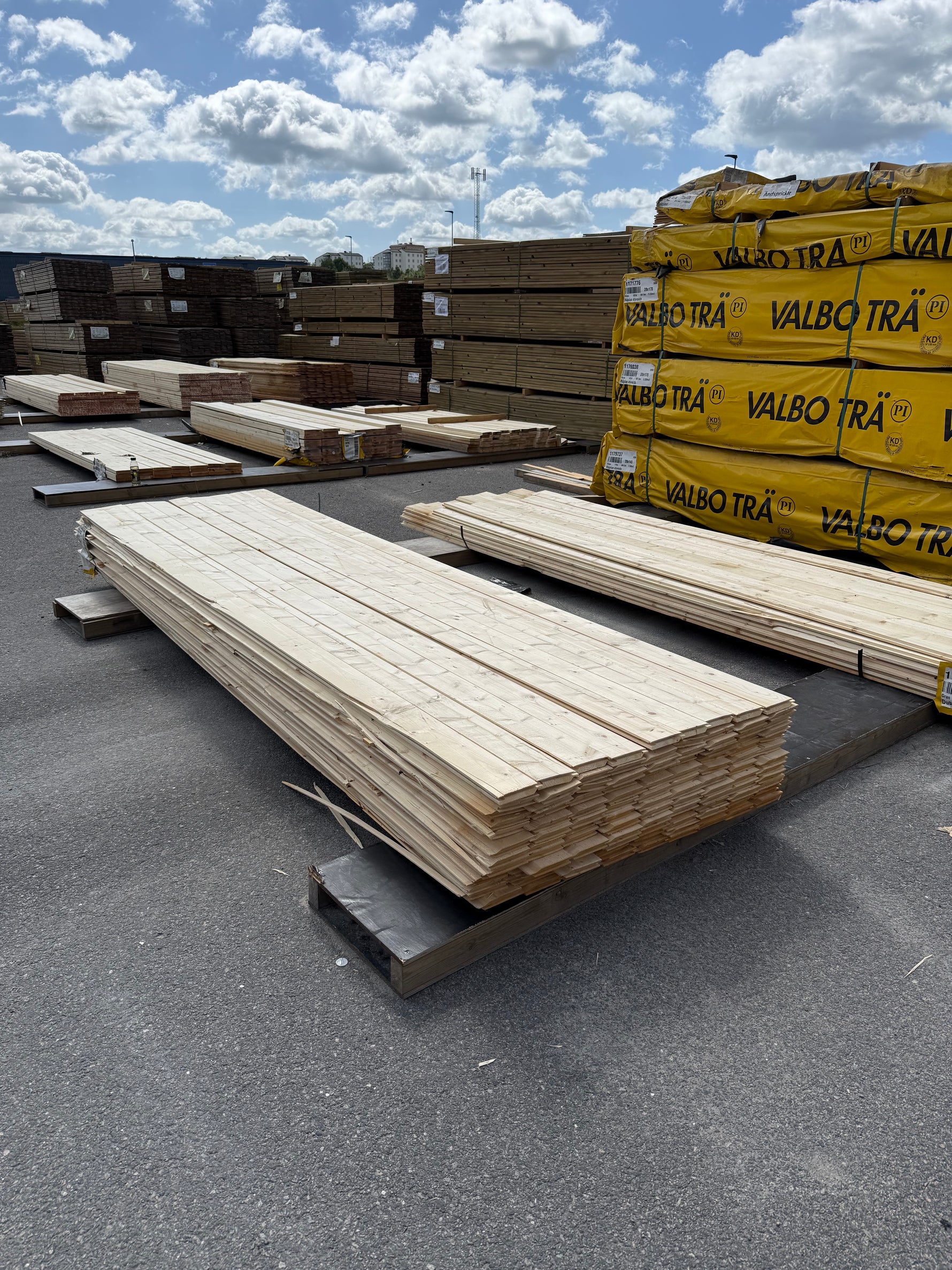 Paket Ytterpanel Enkelfas Ändspont 22x120mm 3,60m 117st