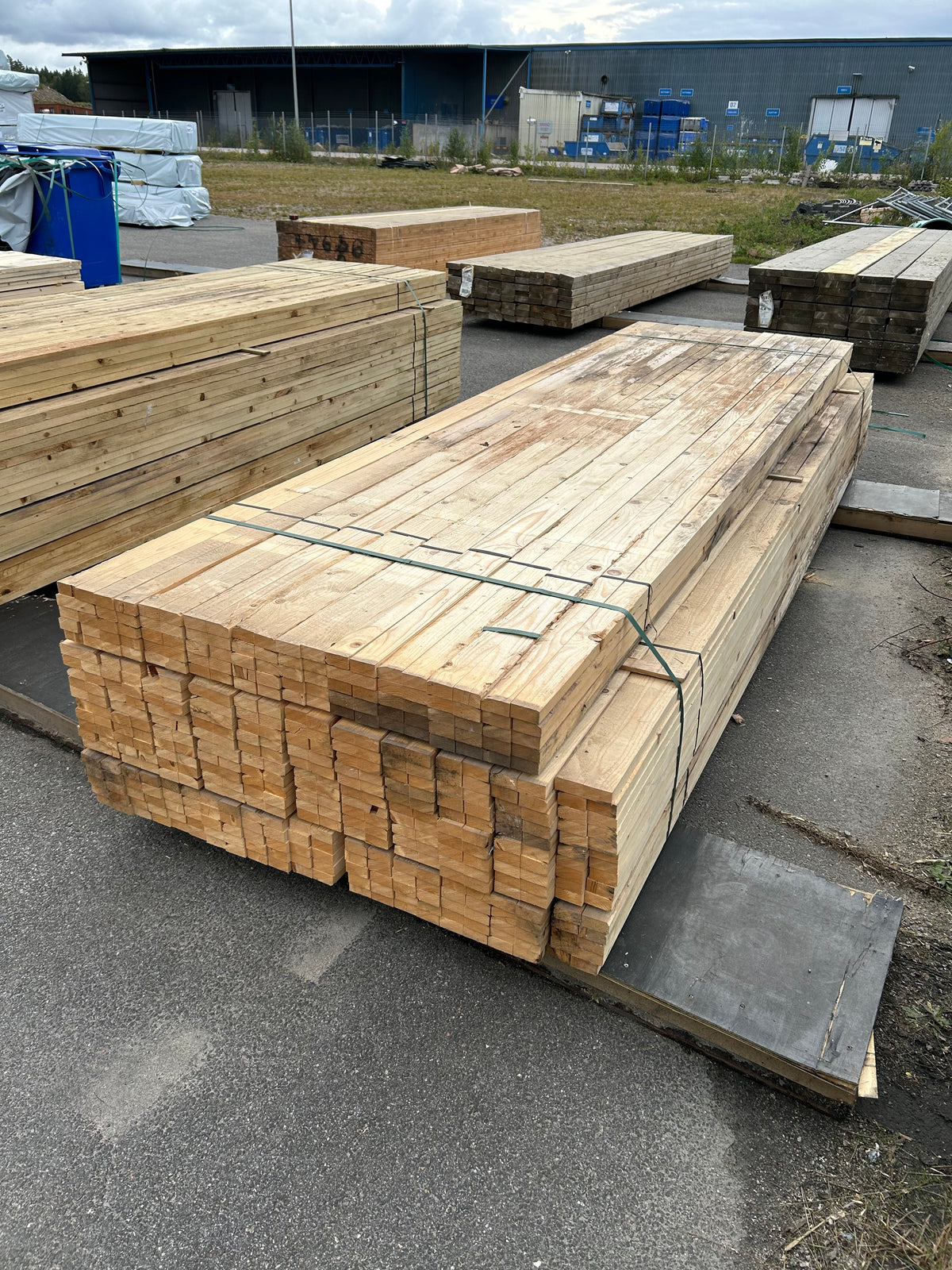 Paket Läkt 25x48mm 3,60m 430st – Fuktskadat