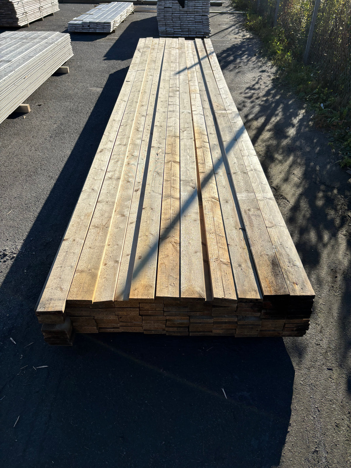 Paket Finsågade Brädor 22x95mm 5,40m 108st (Fuktskadat)