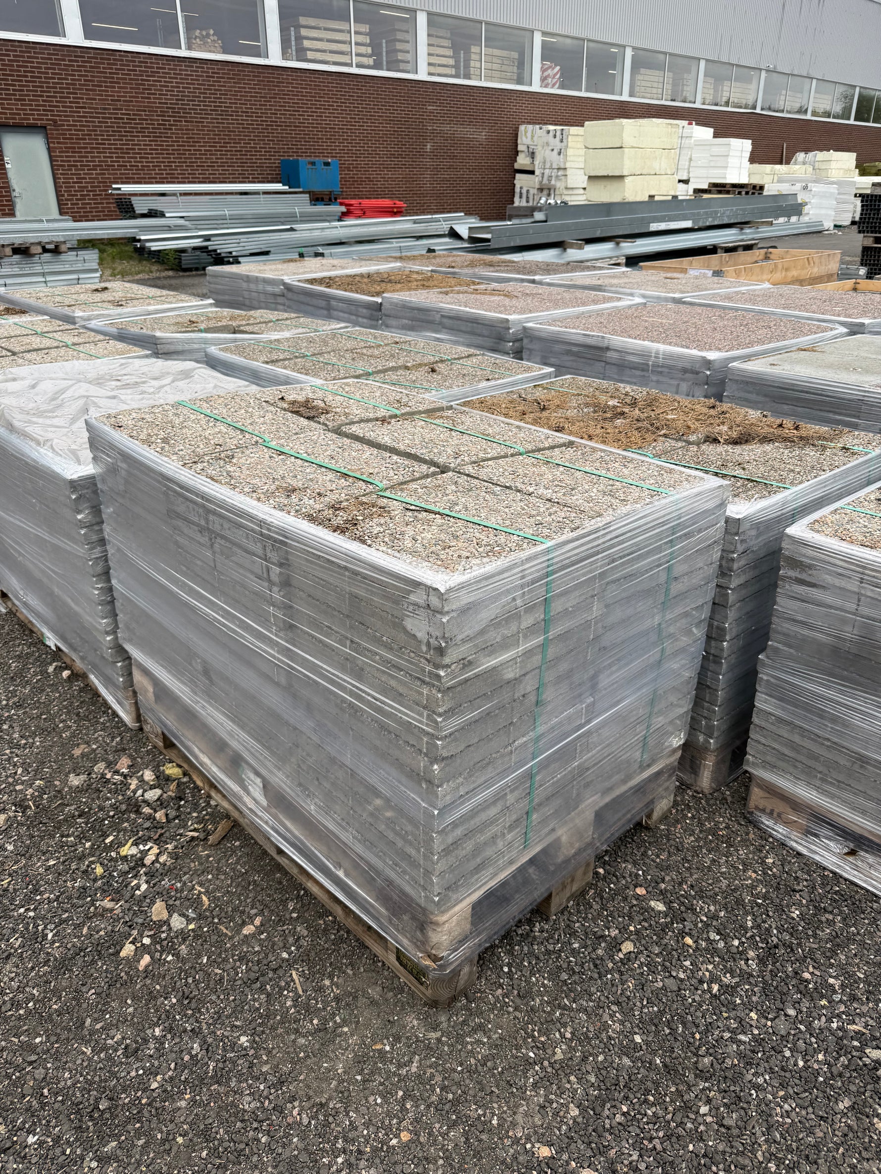 Frilagda Plattor 400x400x45mm – Natursingel (säljs per styck)