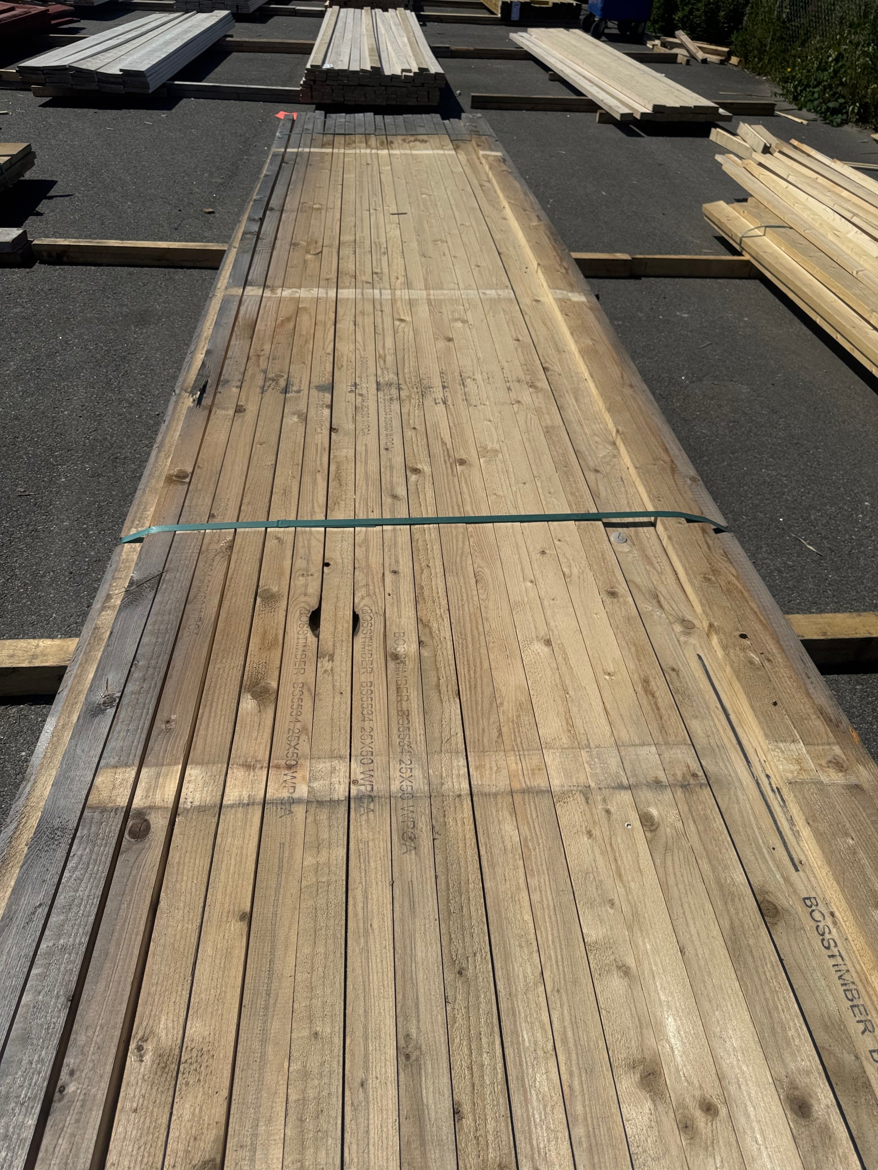 Paket Läkt 25x50 mm, 190 st 5,40 m Vattenskadat
