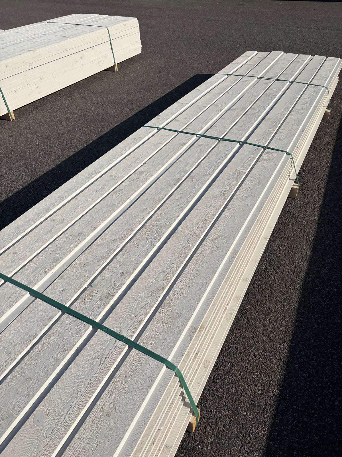 Paket Ytterpanel Dubbelfas 22×145 mm 4,50 m – Vit Grundmålad, 63 st
