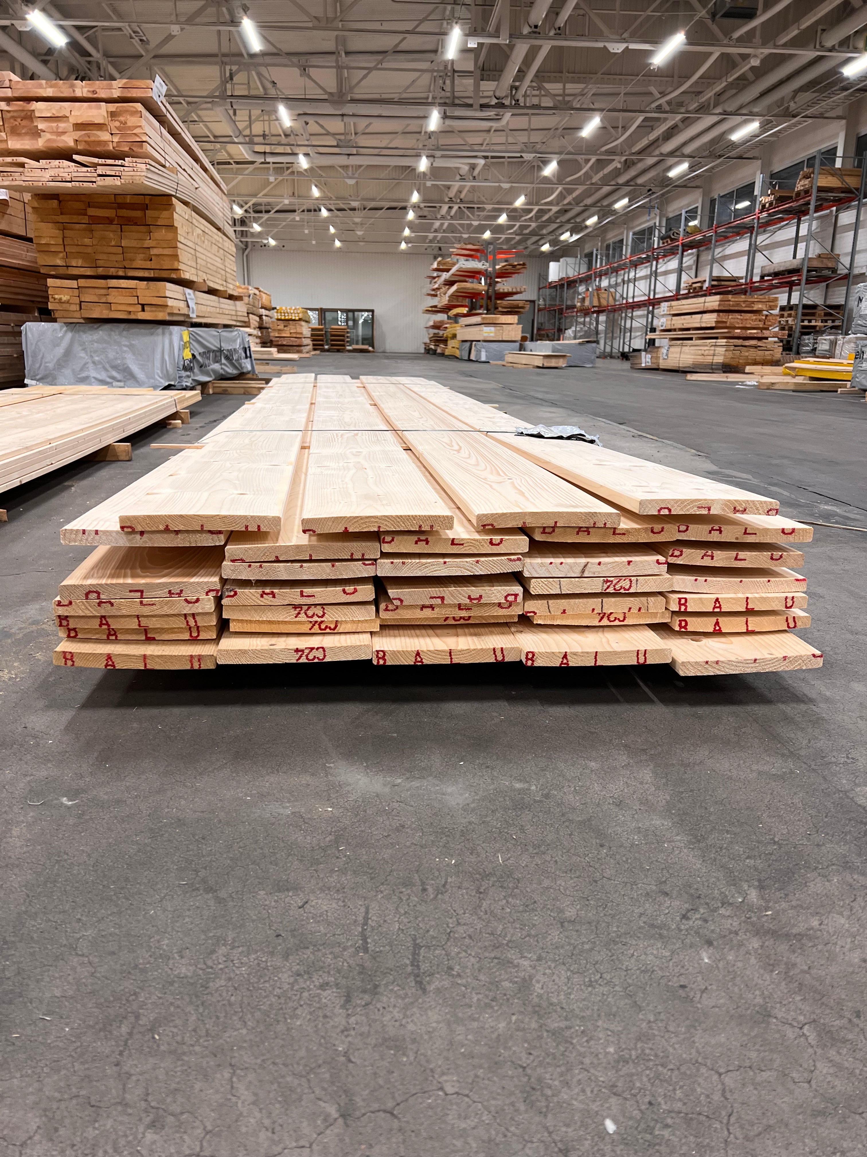 Paket Brädor Runtomhyvlat 20,3x194mm – 34 st (4,50–5,10 m, Utskott, Gran)