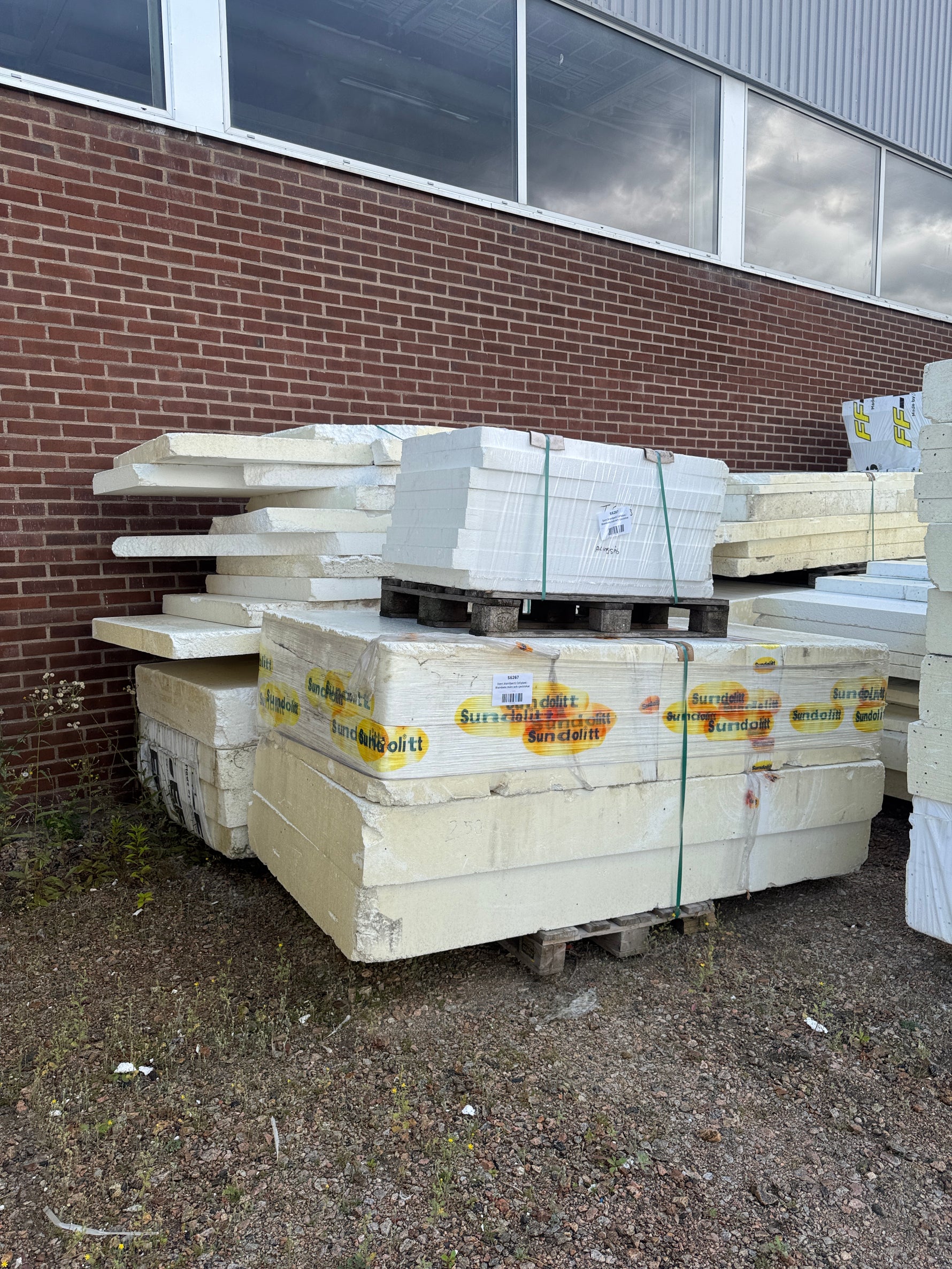 Stort blandparti Cellplast – Blandade mått och tjocklekar