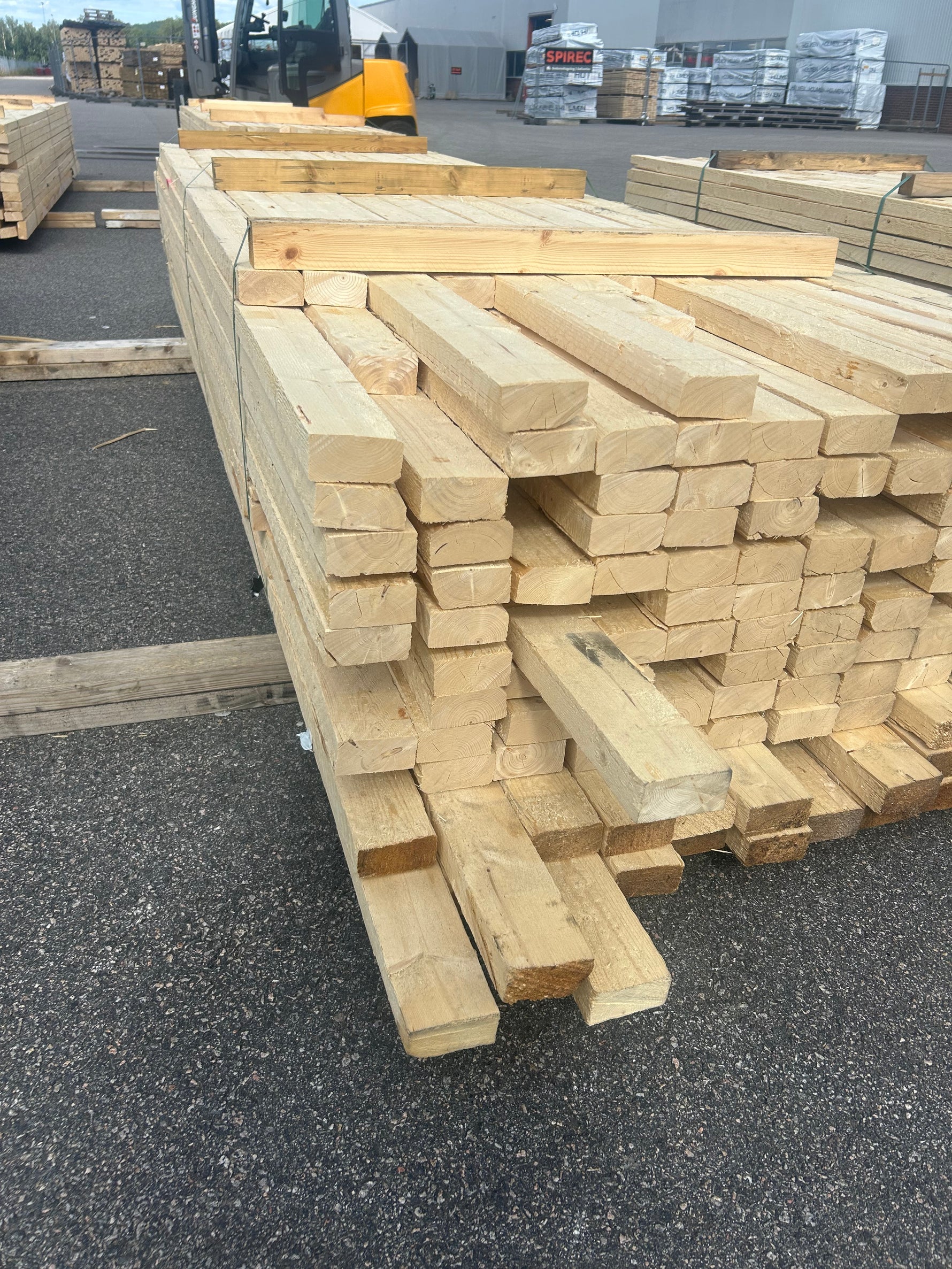 Paket Reglar 45x90mm 2,70-3,90m 144st Ohyvlat