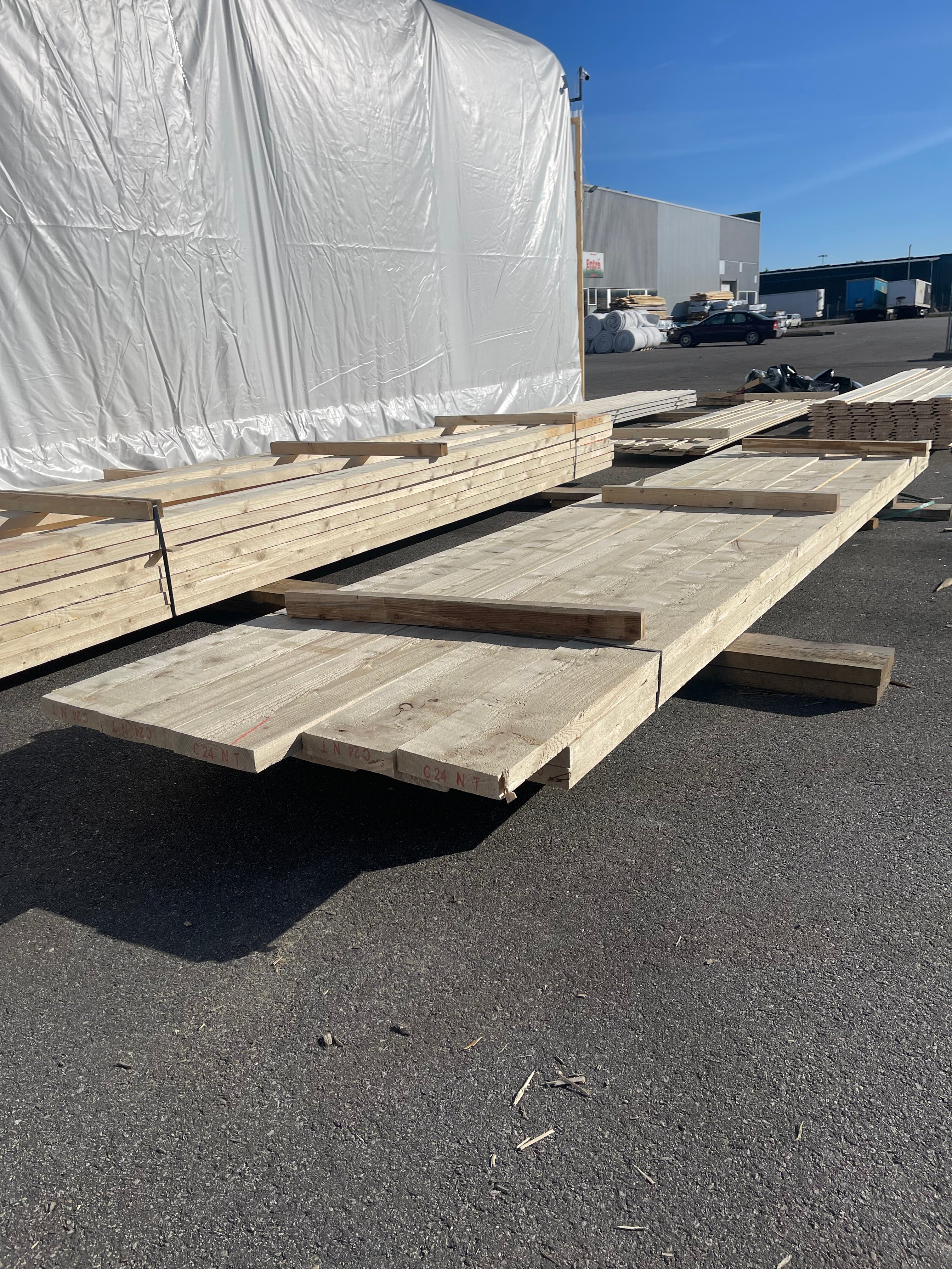 Paket Reglar Ohyvlade 47x225 mm – 4,80 m (10 st) + 5,10 m (5 st)