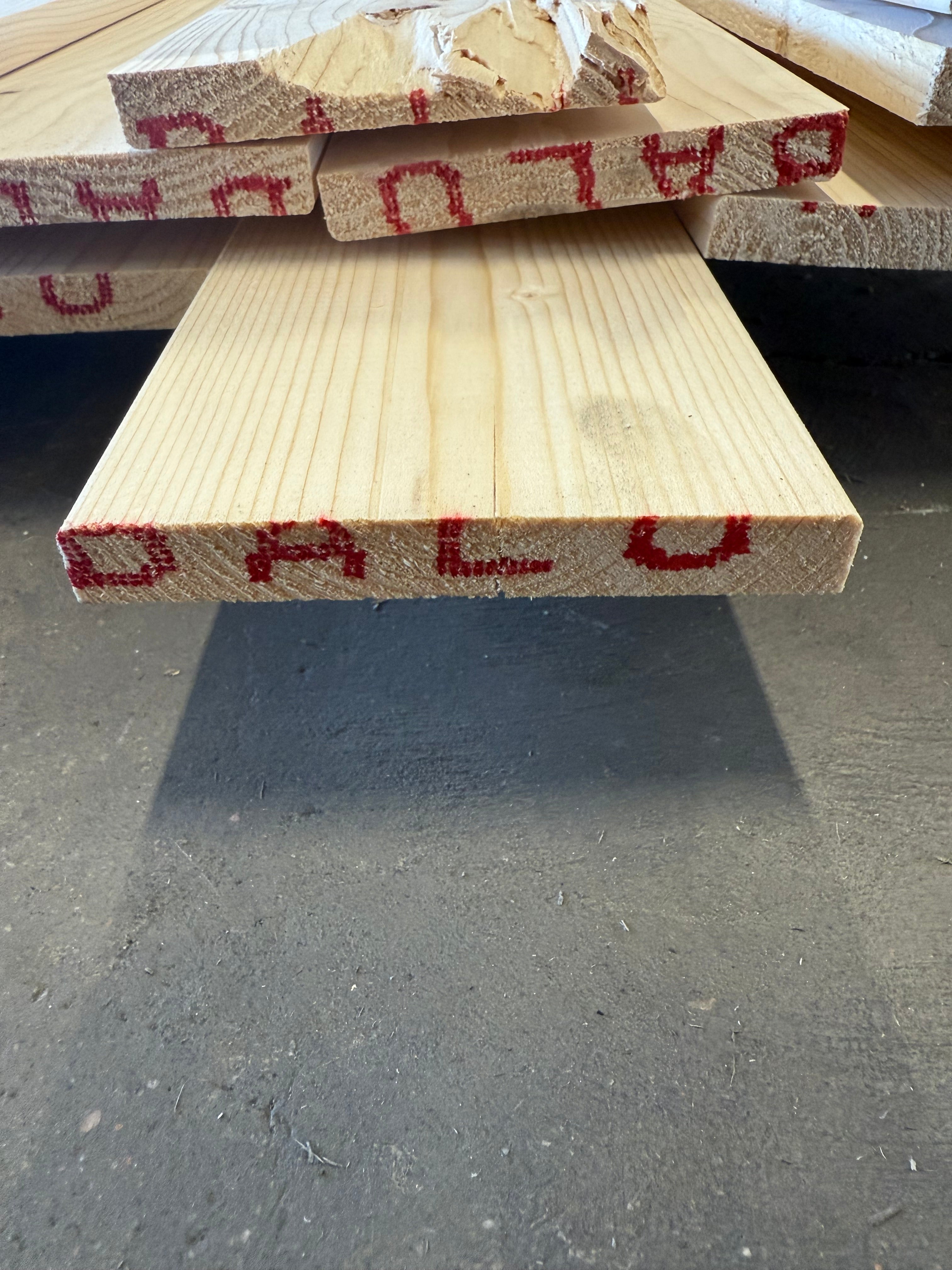 Paket Hyvlade Brädor 15x120 mm – 5,40 m – 26 st
