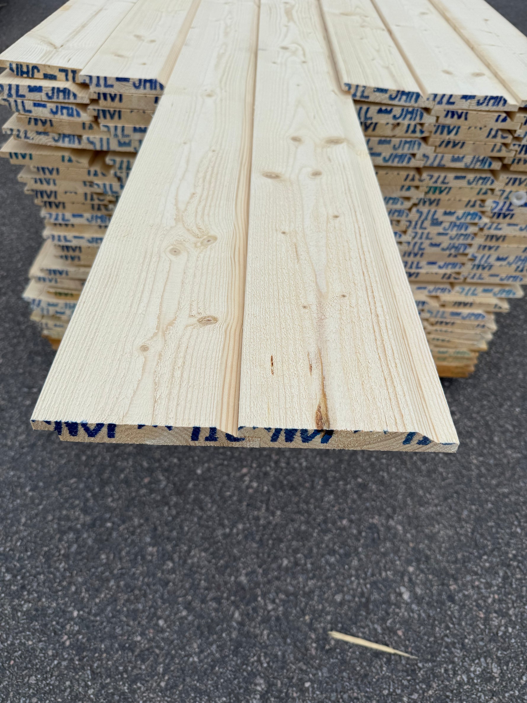 Paket Ytterpanel Enkelfas Halvspont 22x145mm 3.90m Gran 175st