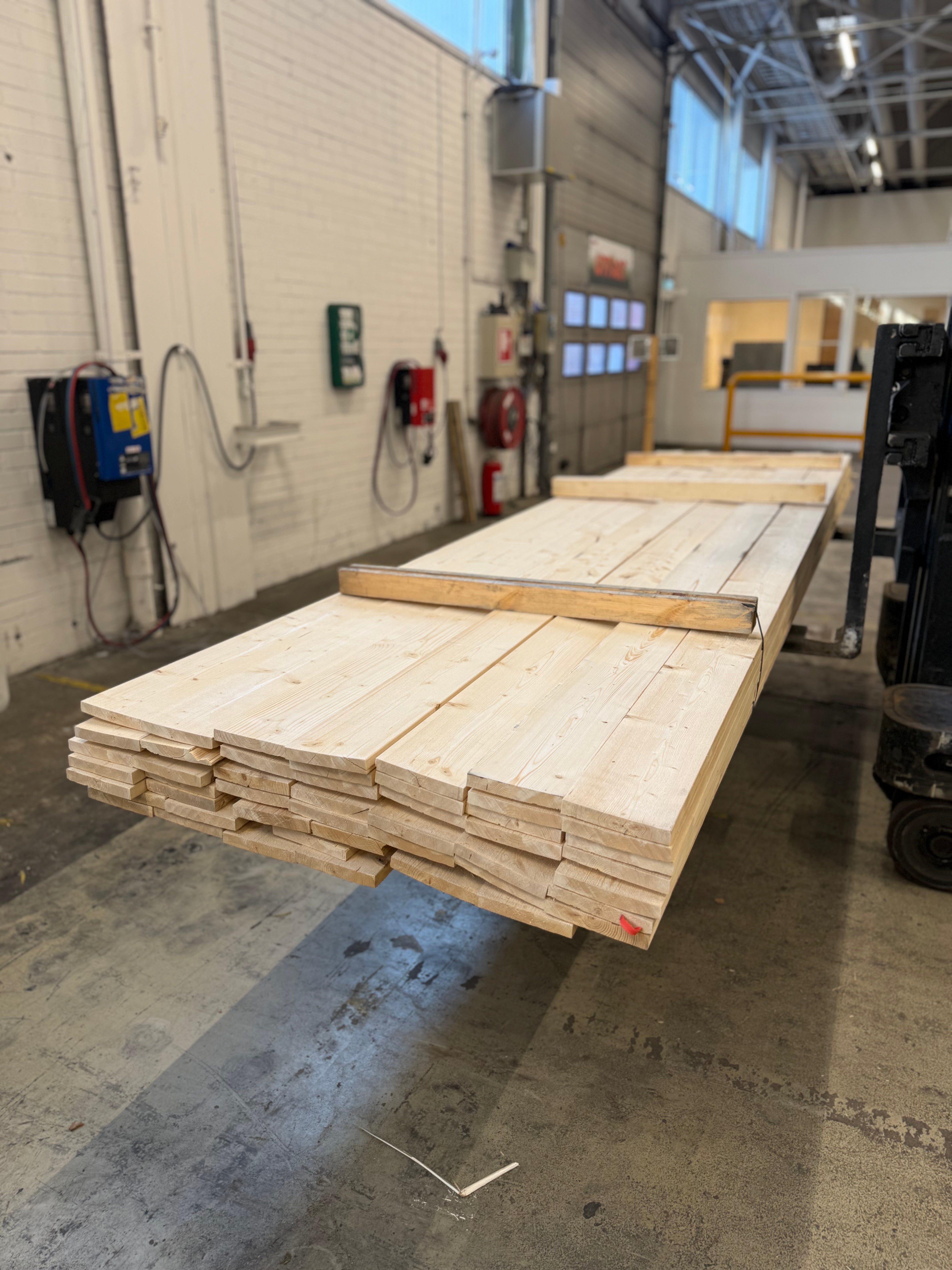 22x145mm 4.20m kan variera i tjocklek och kvalite 48st gran b-sortering