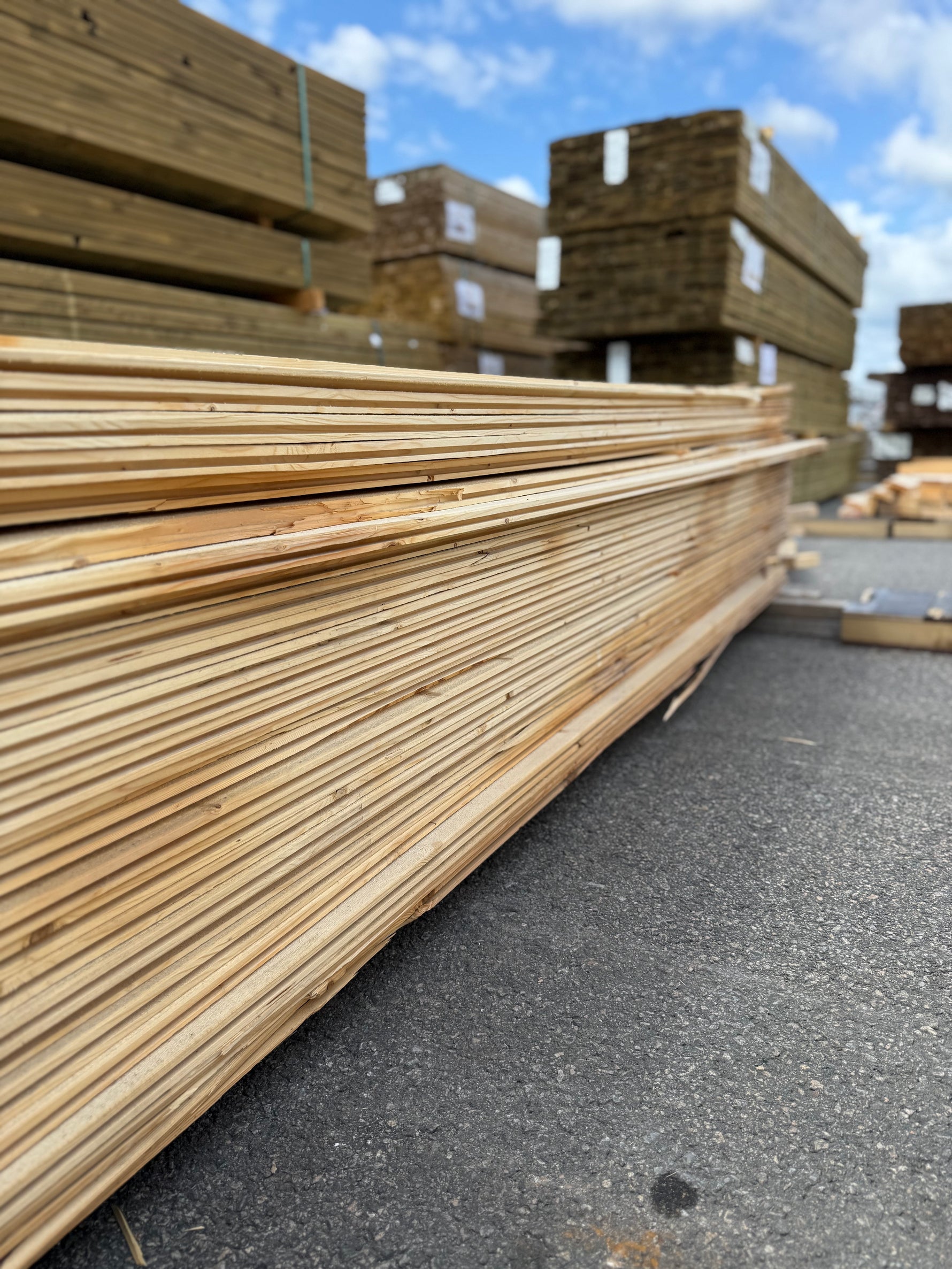 Paket Ytterpanel Enkelfas Ändspont 22x145mm, 175st 3,30m